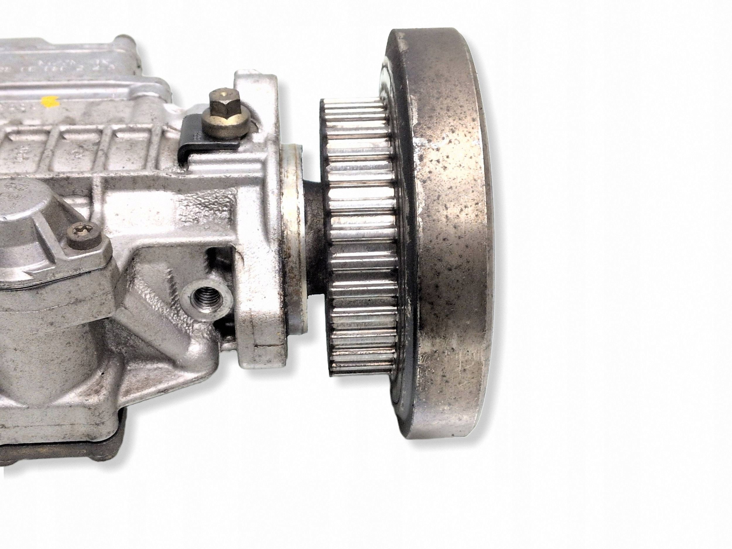 Pompe injection VW T4 2.5 TDI AXL 074130115B image 10