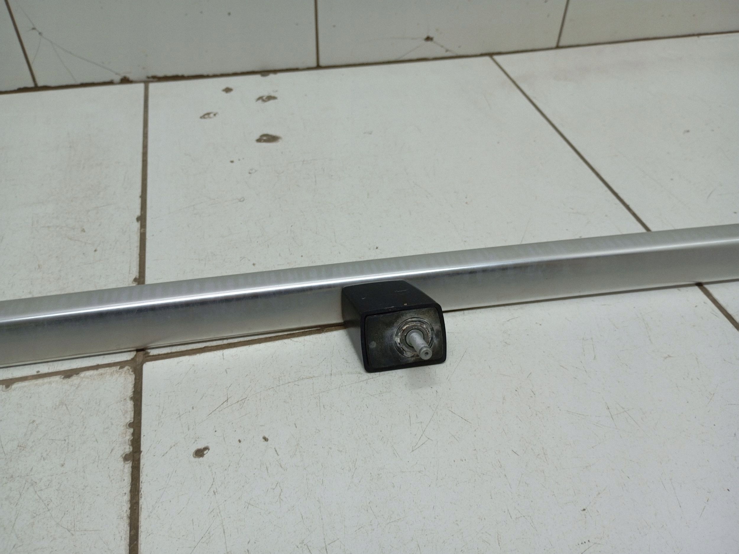 Railing de Teto Esquerdo Cromado VW Passat B7 OEM 3AF860043 image 10
