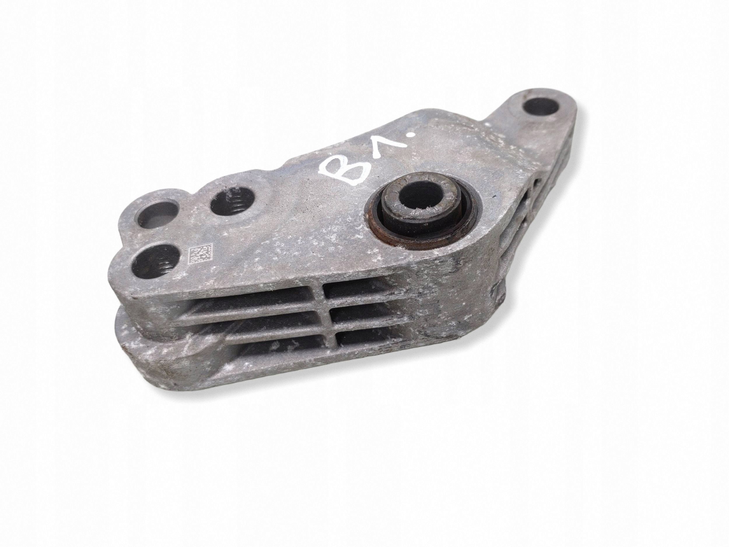 Support boîte de vitesses Peugeot E-208 II 9826468580 image 5