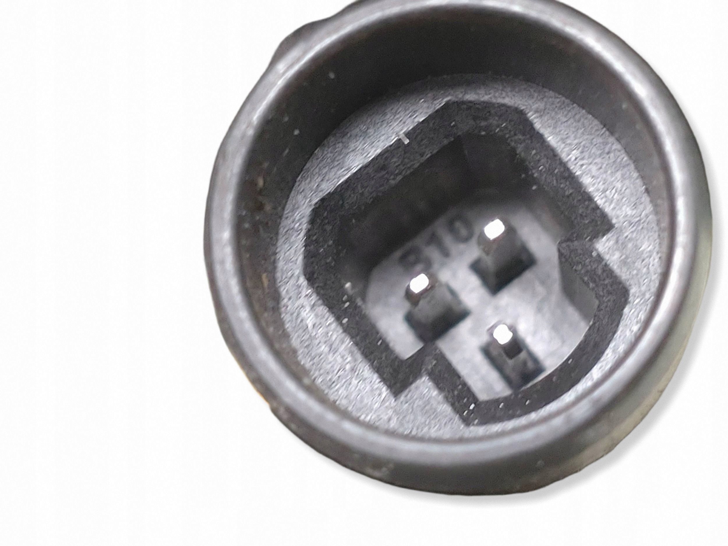 Opel Zafira B AC Pressure Sensor 13587668 image 4