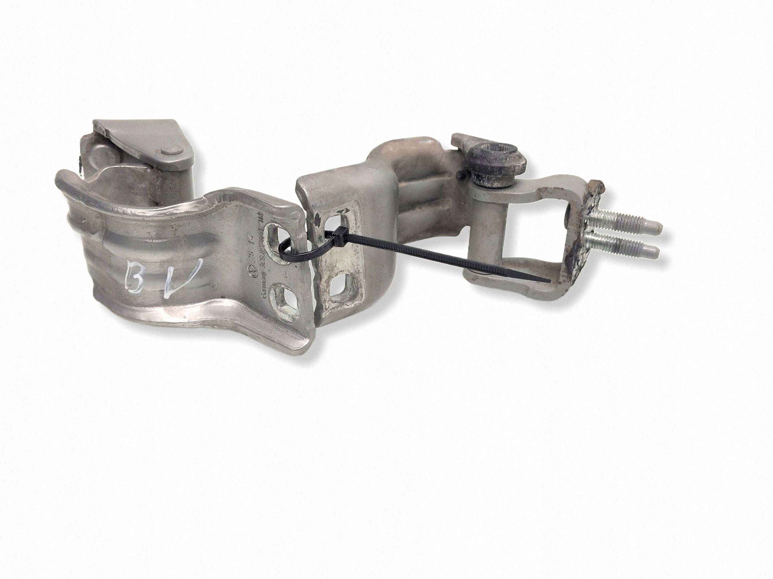 Charnière de hayon VW Passat B7 2014 OEM 3C9827301E image 2