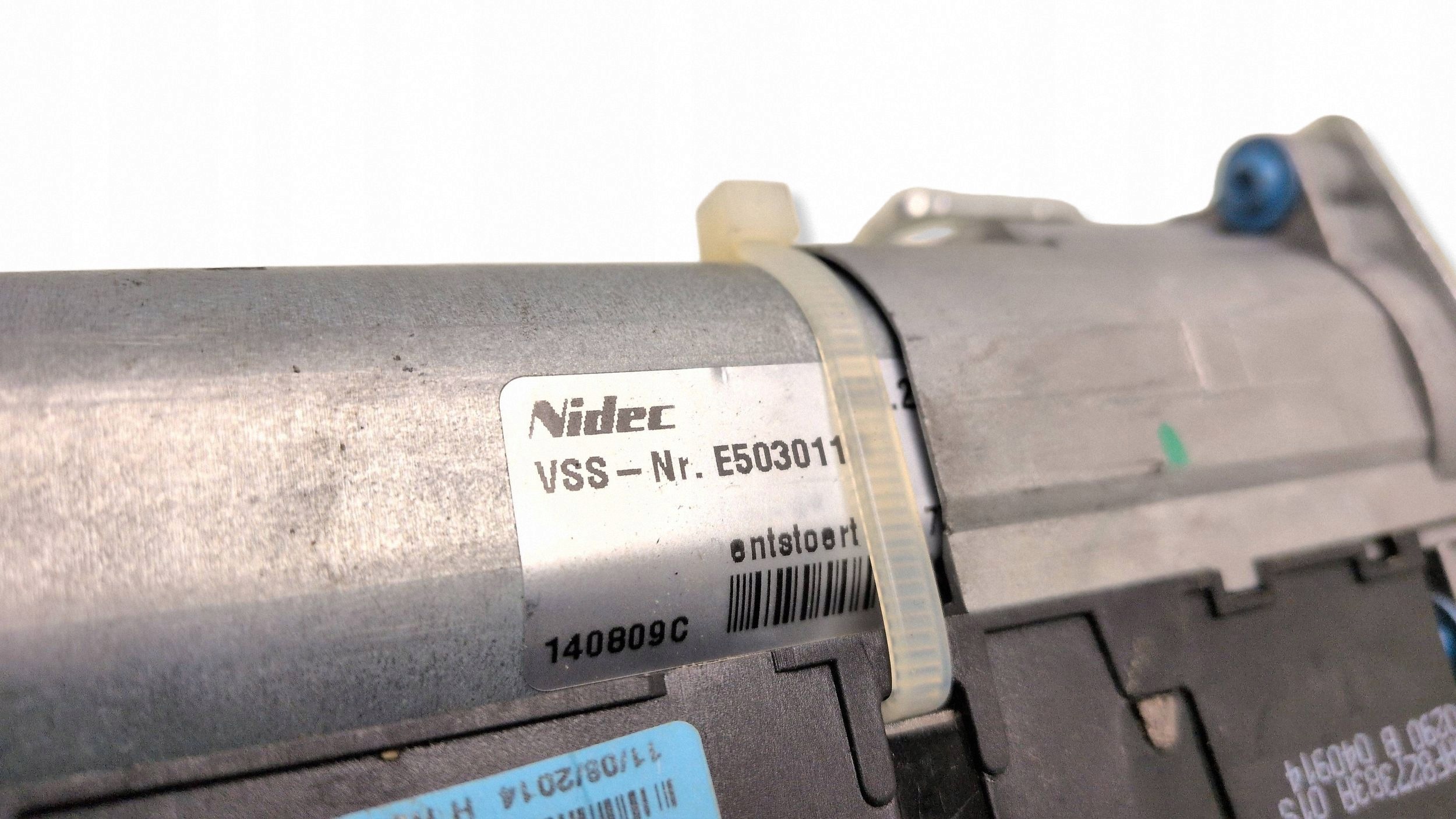VW Passat B7 Variant Tailgate Actuator 3AF827383A image 5