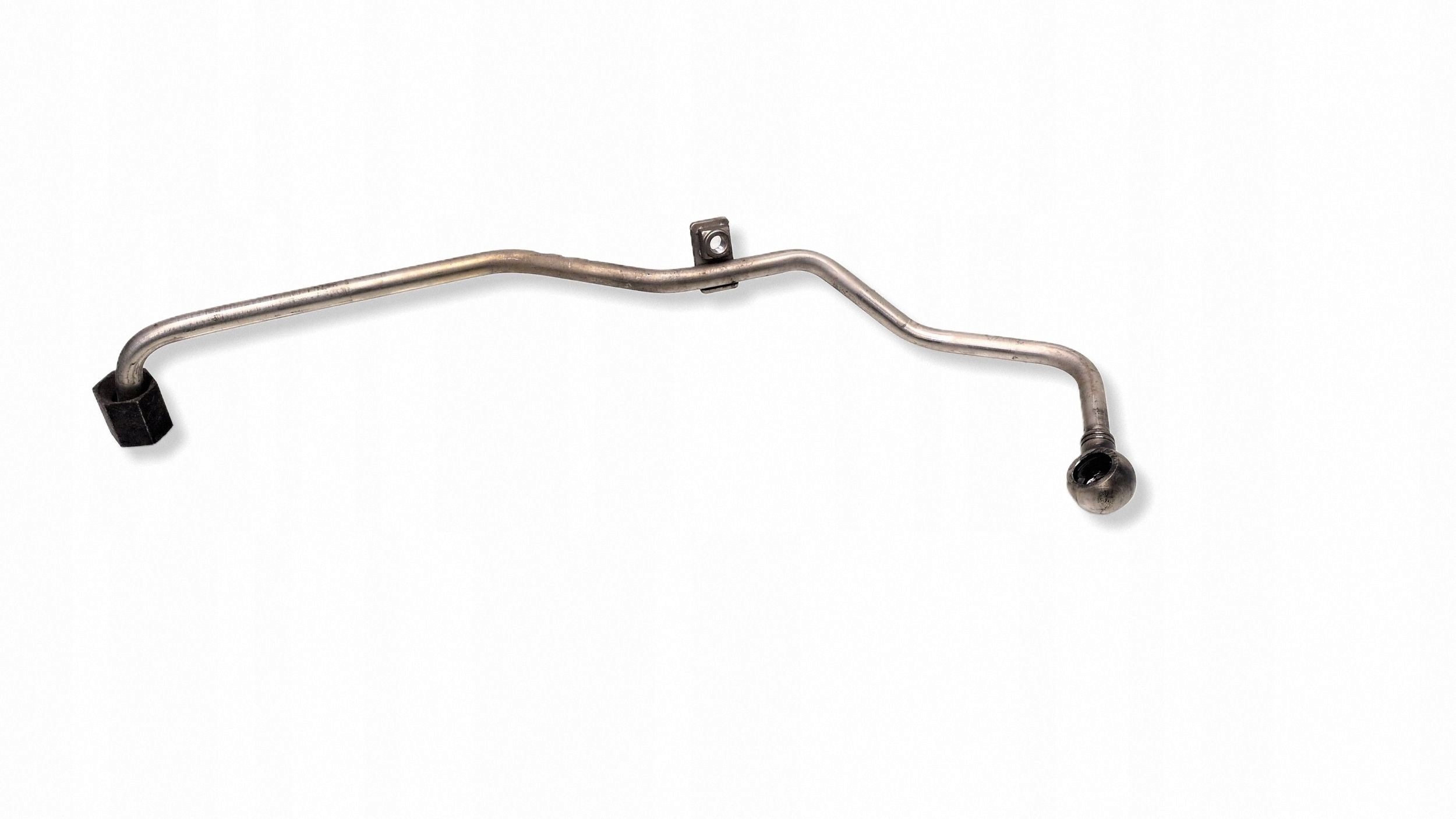 VW Passat B7 Ölleitung Turbolader FRC157889