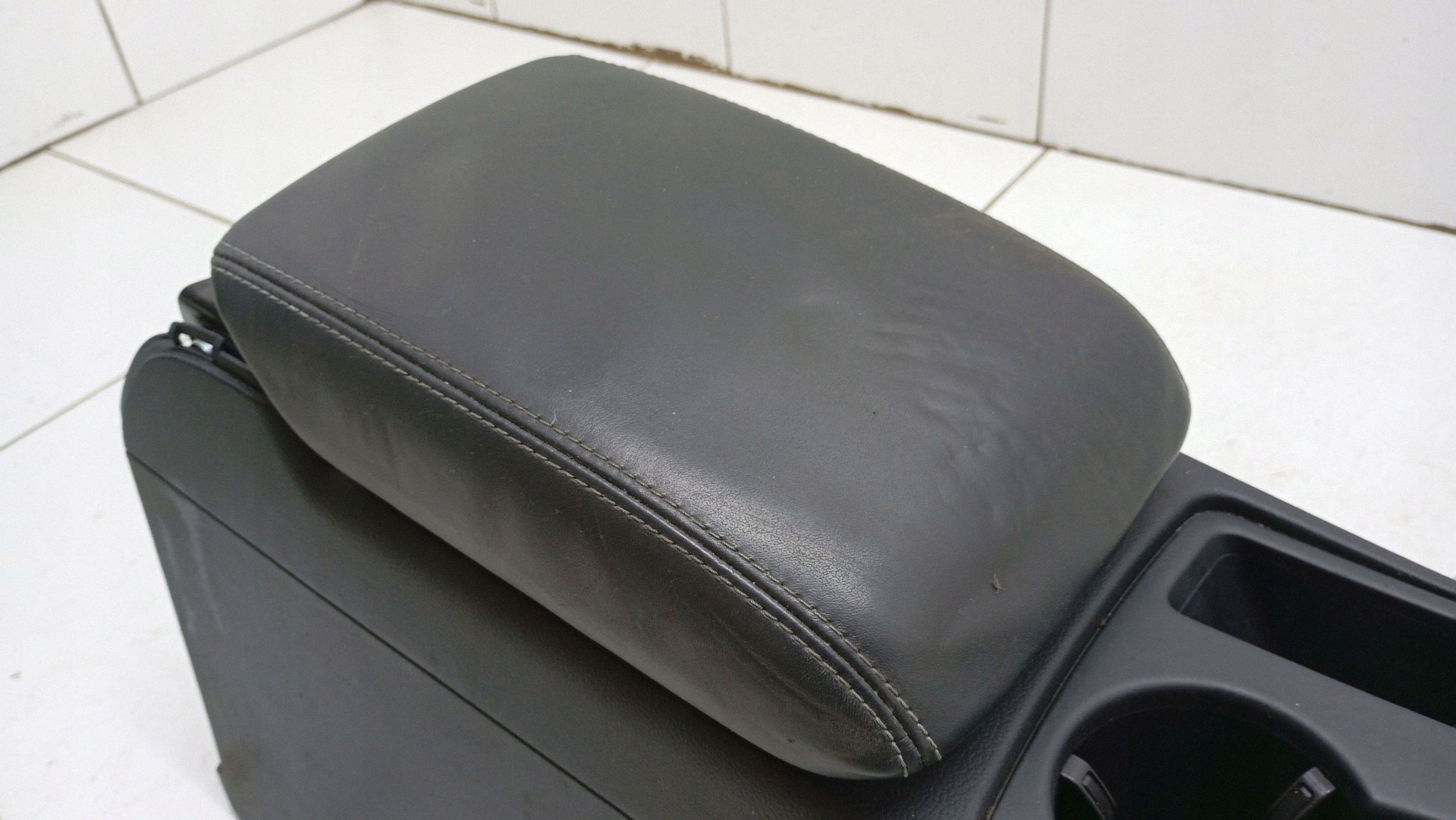Armlehne Leder Audi A4 B8 A5 8T 8K0864981D image 7