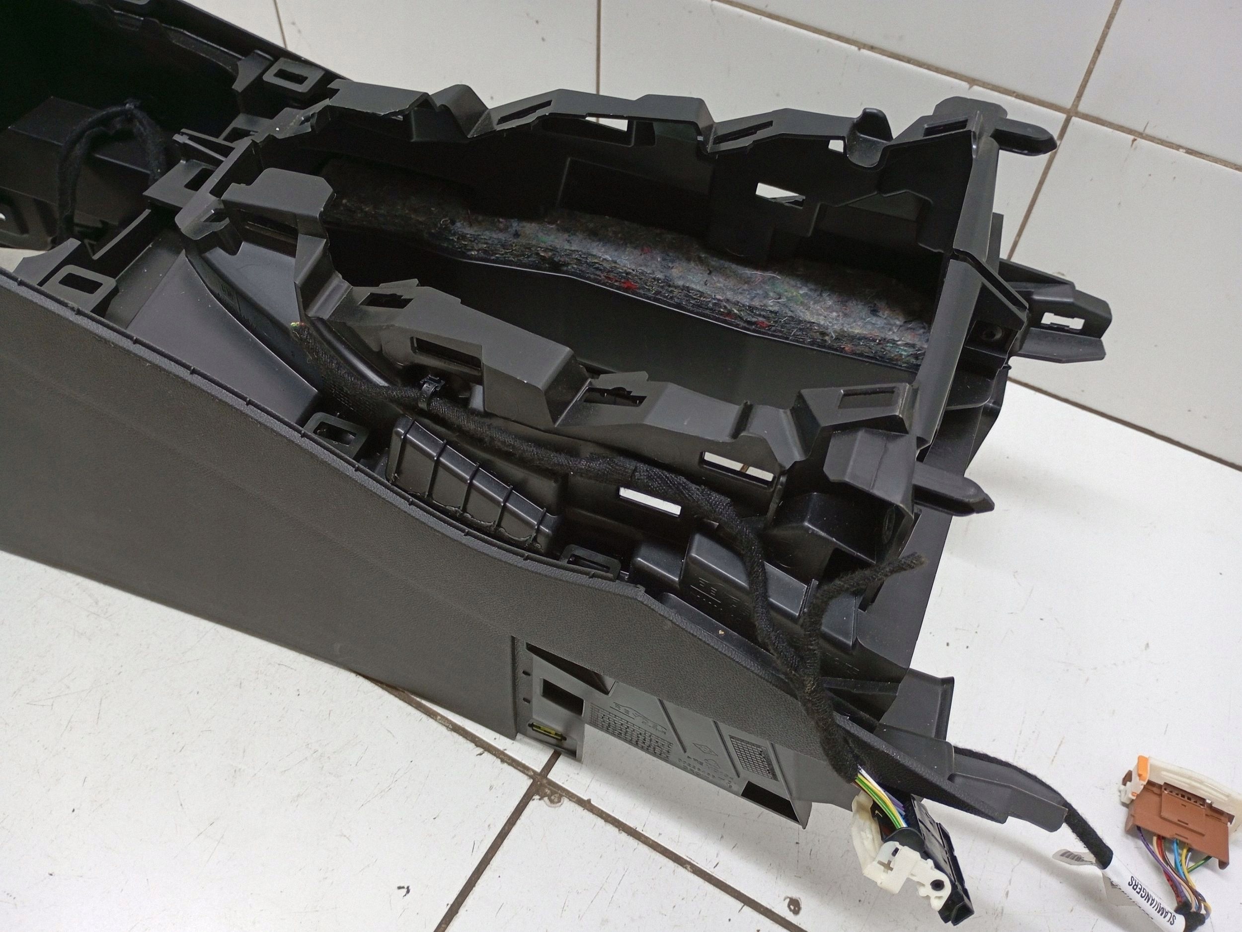 Opel Grandland X Armlehne YP000546YX image 6