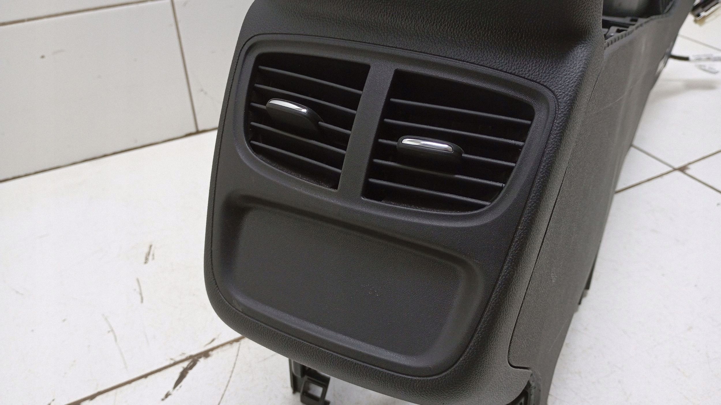 Opel Grandland X Armlehne YP000546YX image 8