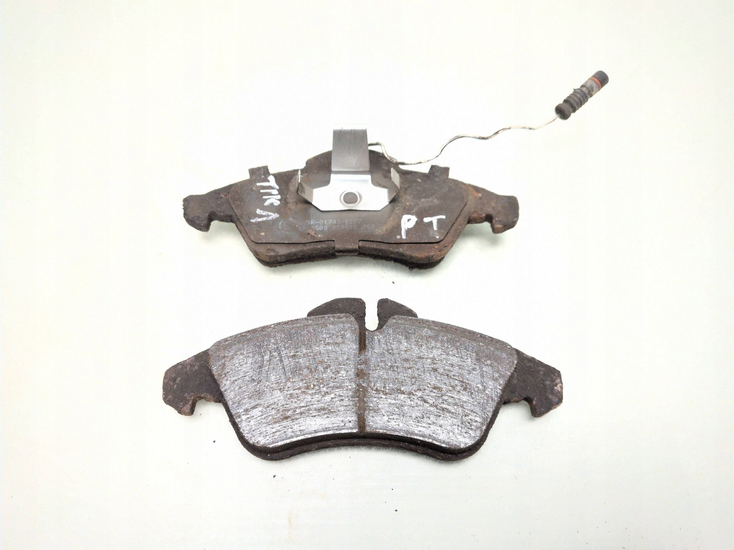 VW II LT Etujarrupalat FRC158730 image 2
