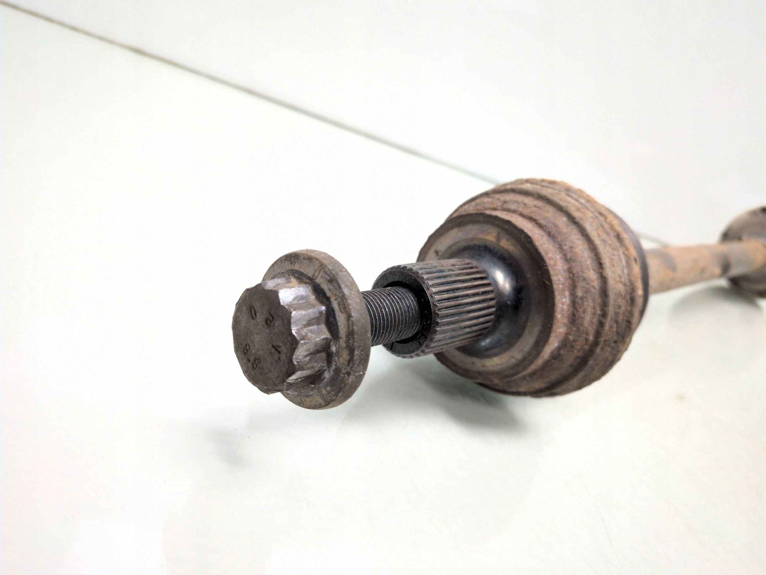 Semiasse posteriore VW Passat B7 5N0501151A image 5