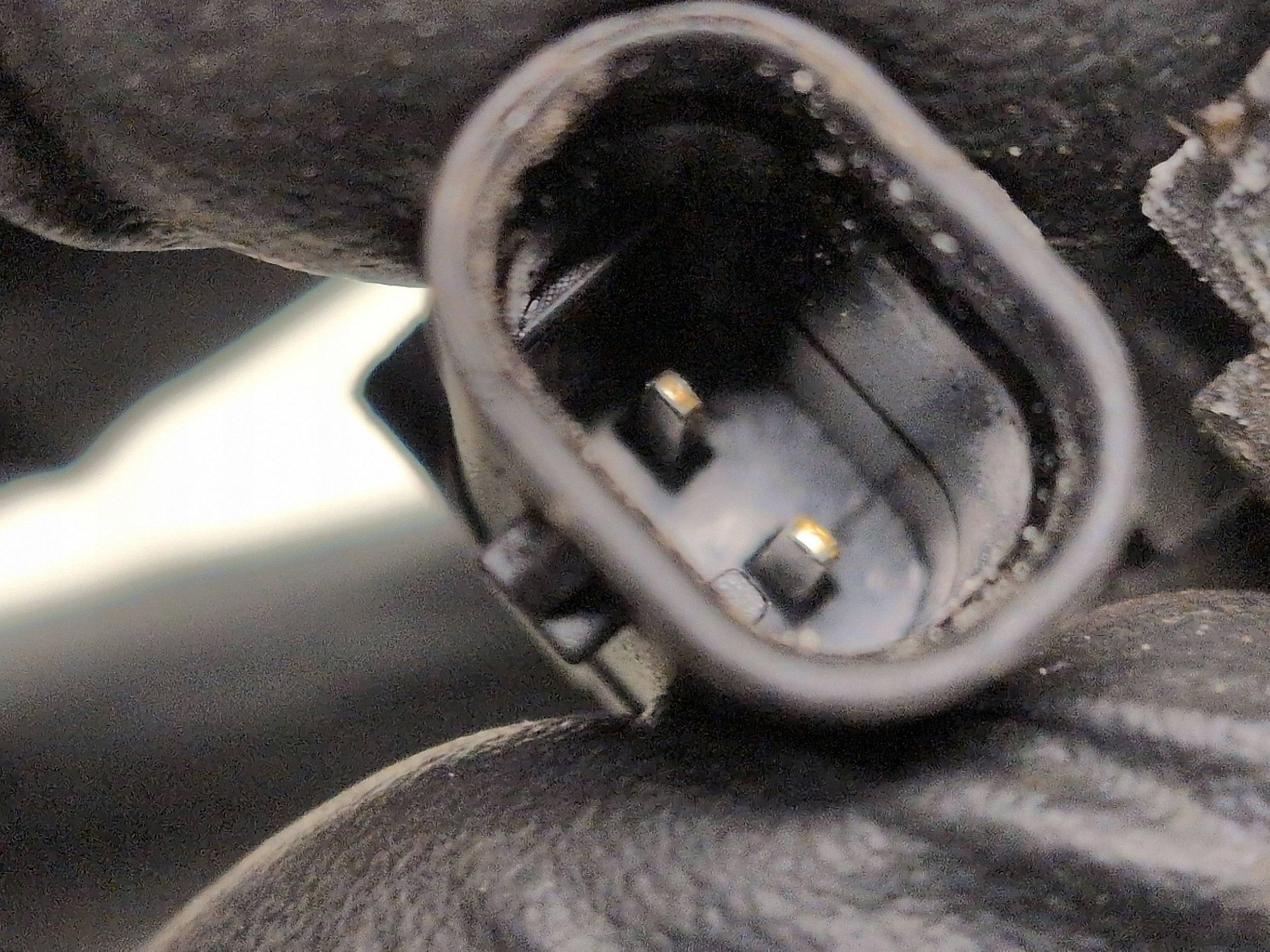 Opel Astra L 2023 Distributieriemspanner 759883280 image 3