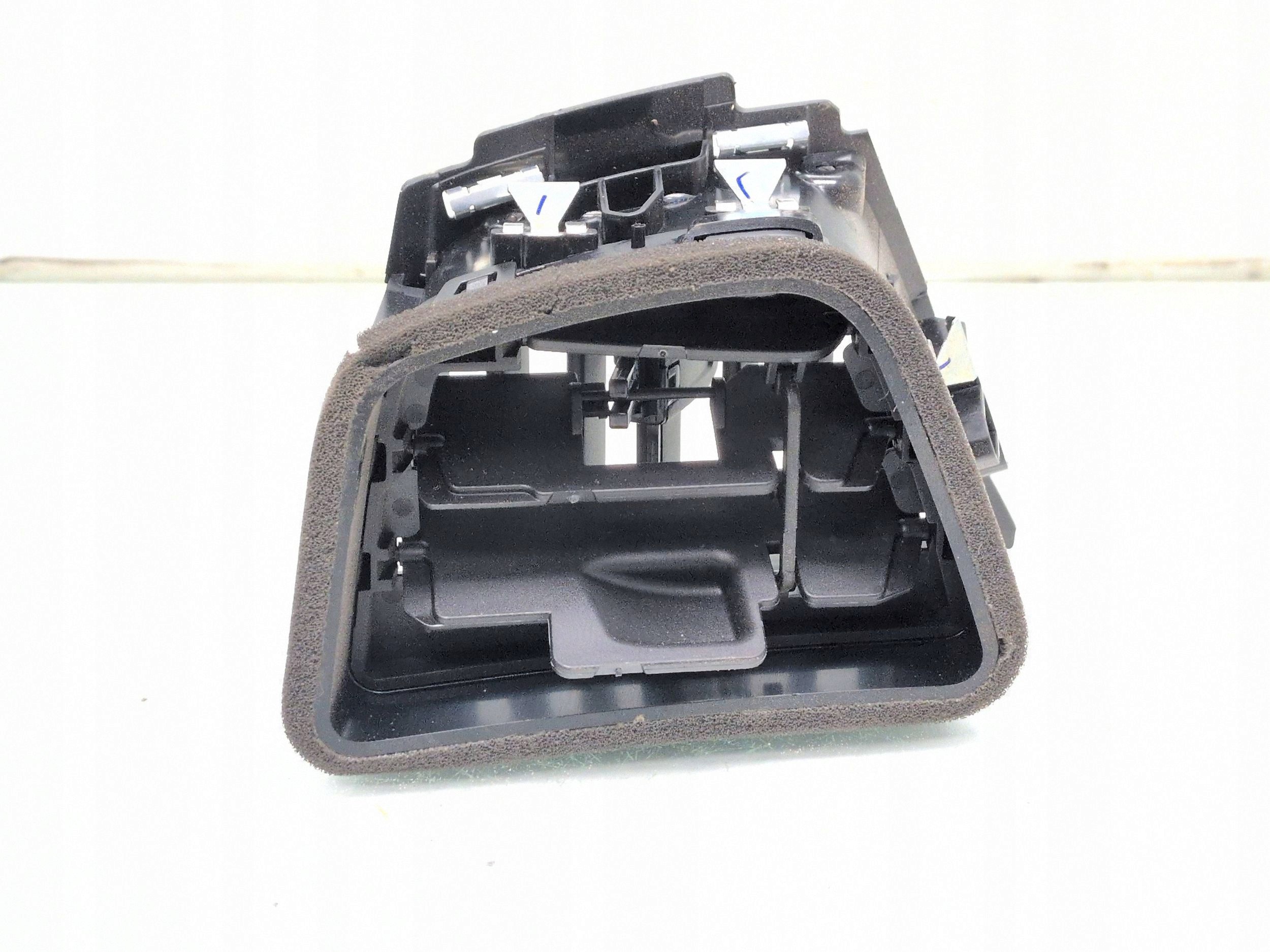 Opel Grandland X Ilmastointisäleikkö 9838727377 image 4