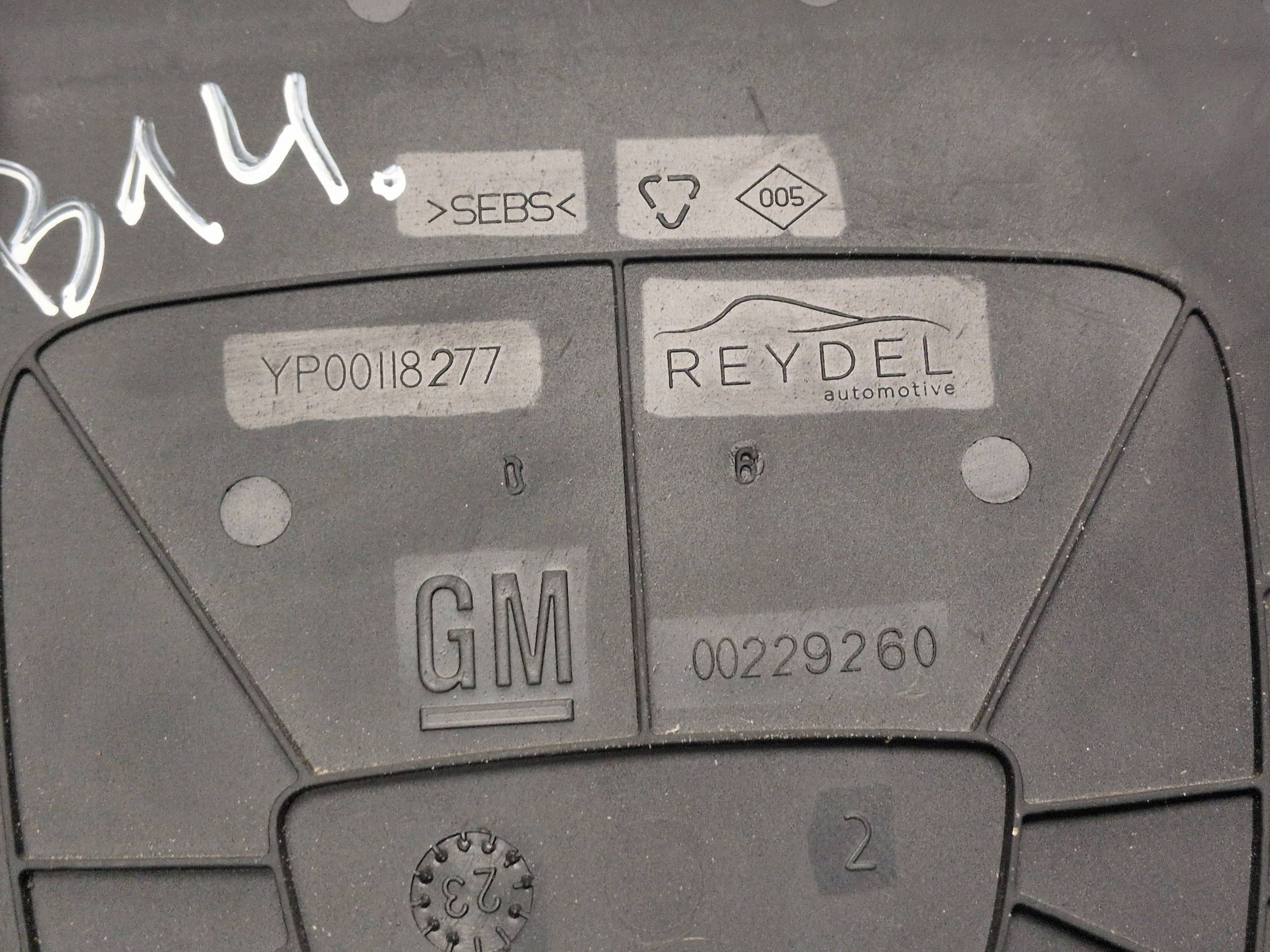 Opel Grandland X Mittelkonsole Ablage YP00118277 image 5