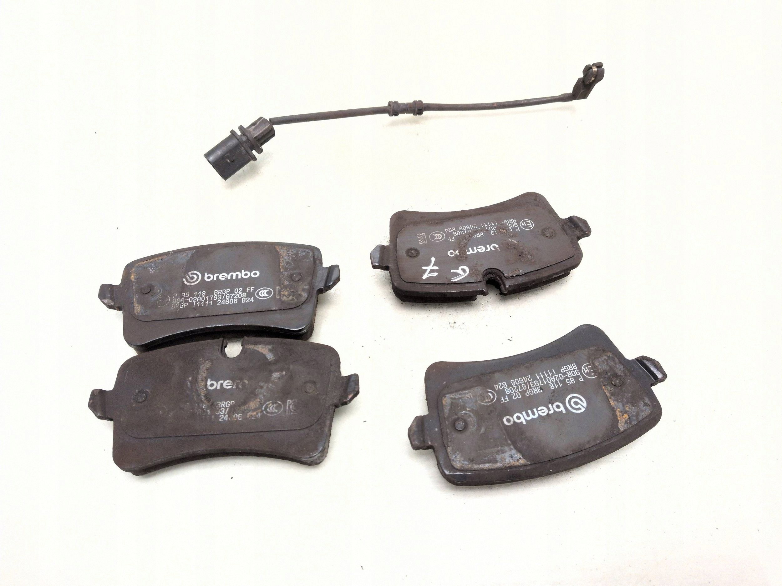 Audi A6 C7 2015 remblokken achter FRC159701