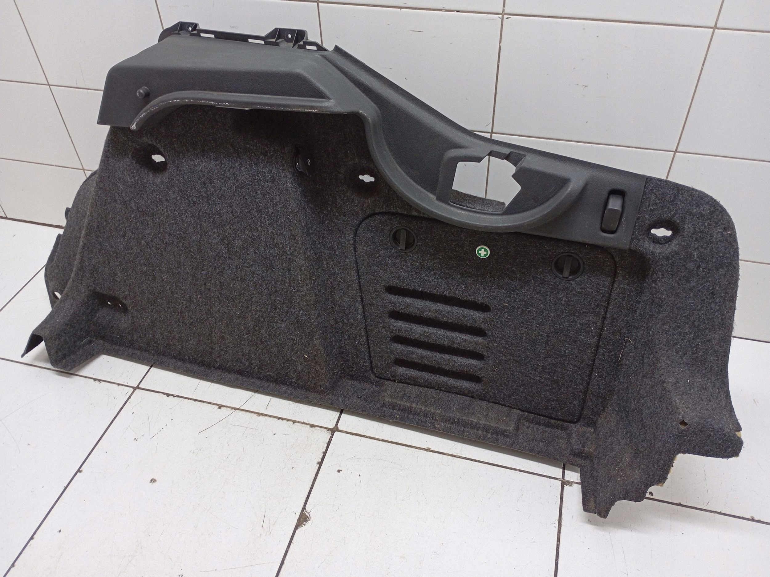 Tavaratilan verhoilu Skoda Superb II 3T5867428E