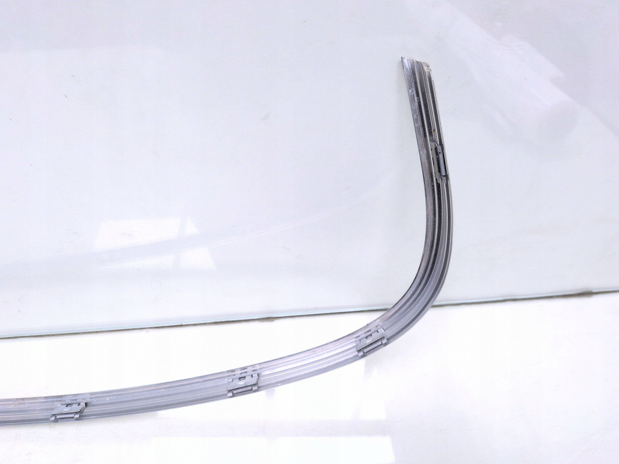 BMW 5 E60 E61 Liste vitre arrière AL0742L image 9