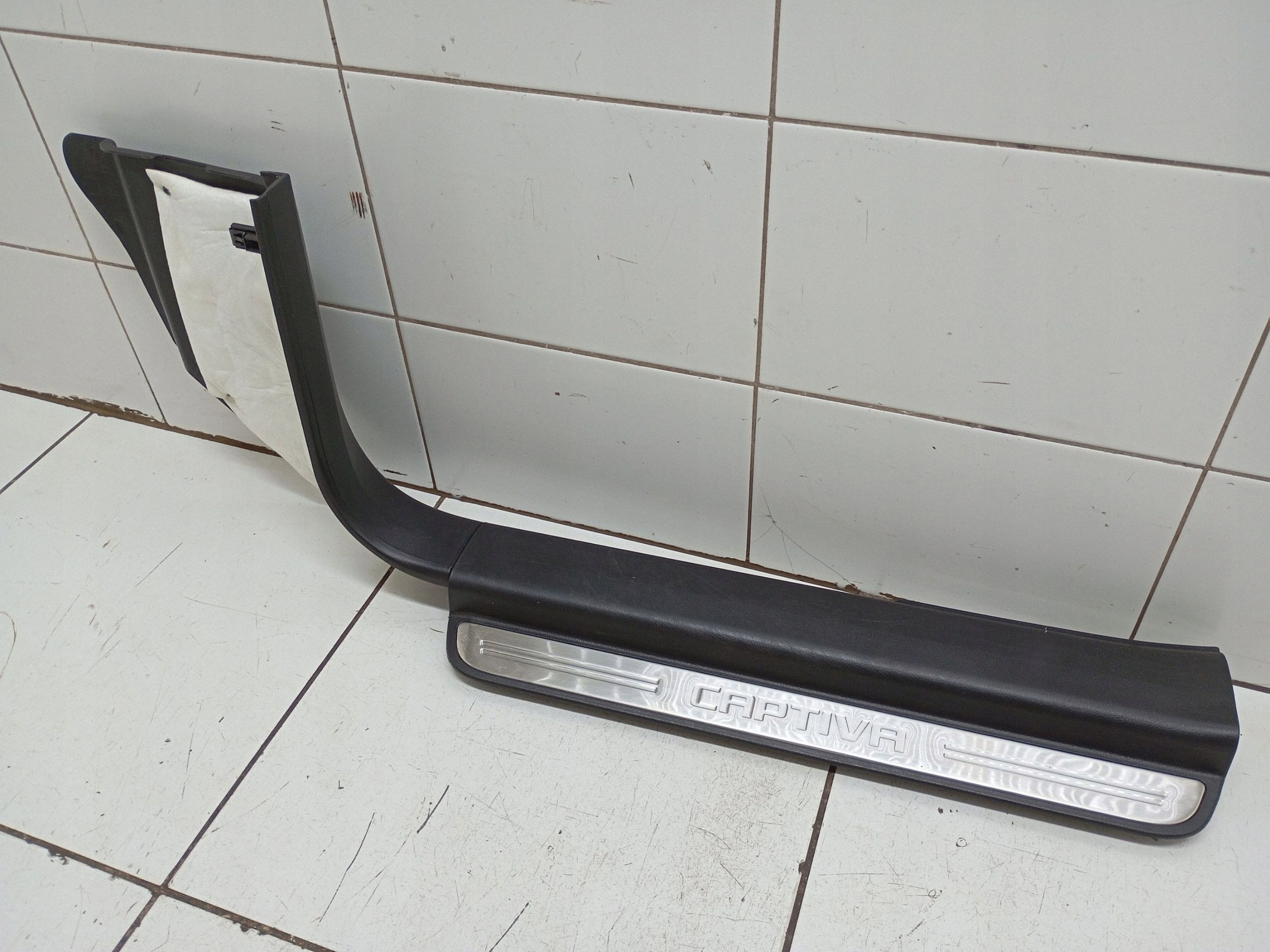 Chevrolet Captiva 2011 dorpel voor links image 10
