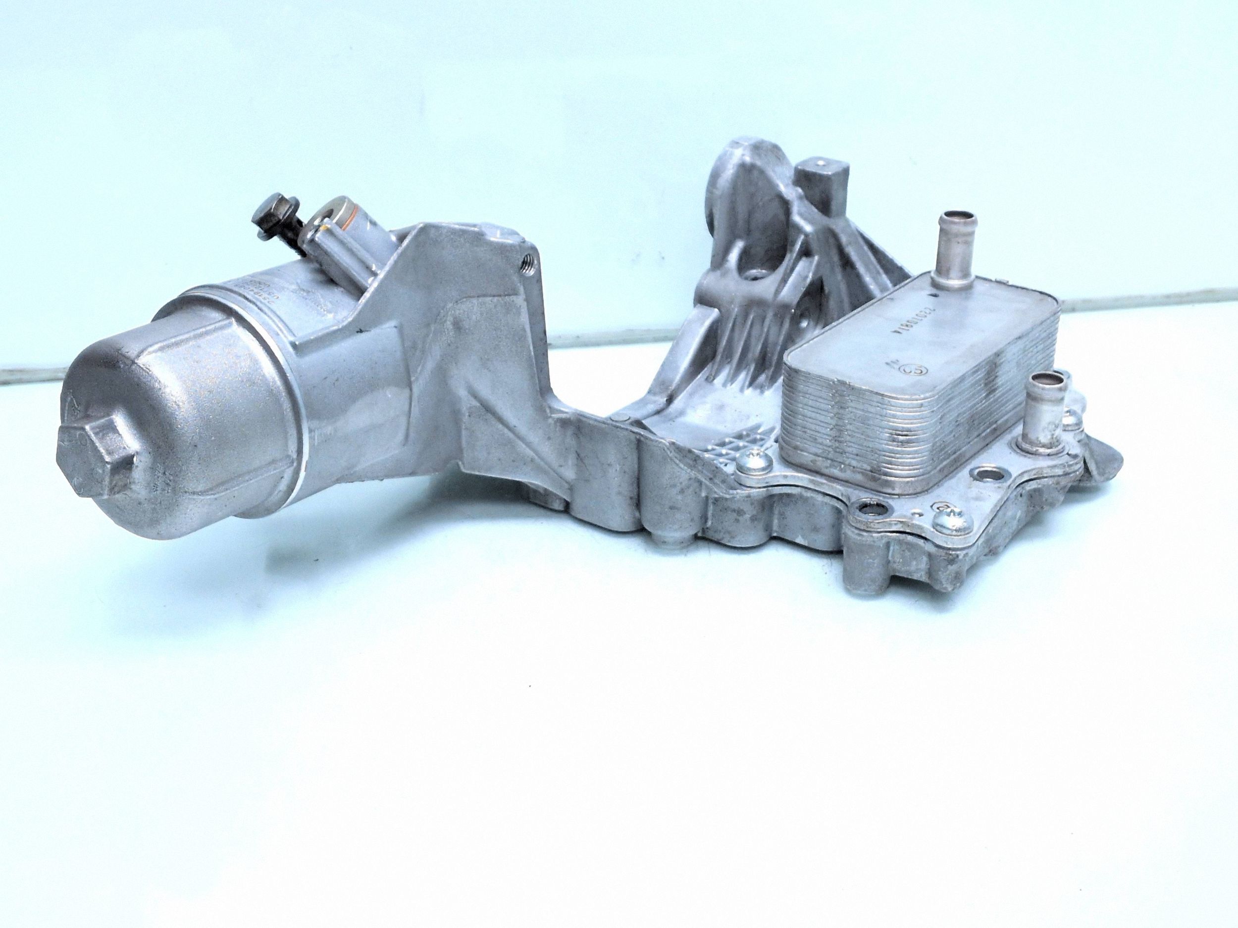 2012 Chevrolet Captiva Oljefilterbas 25194088 image 2