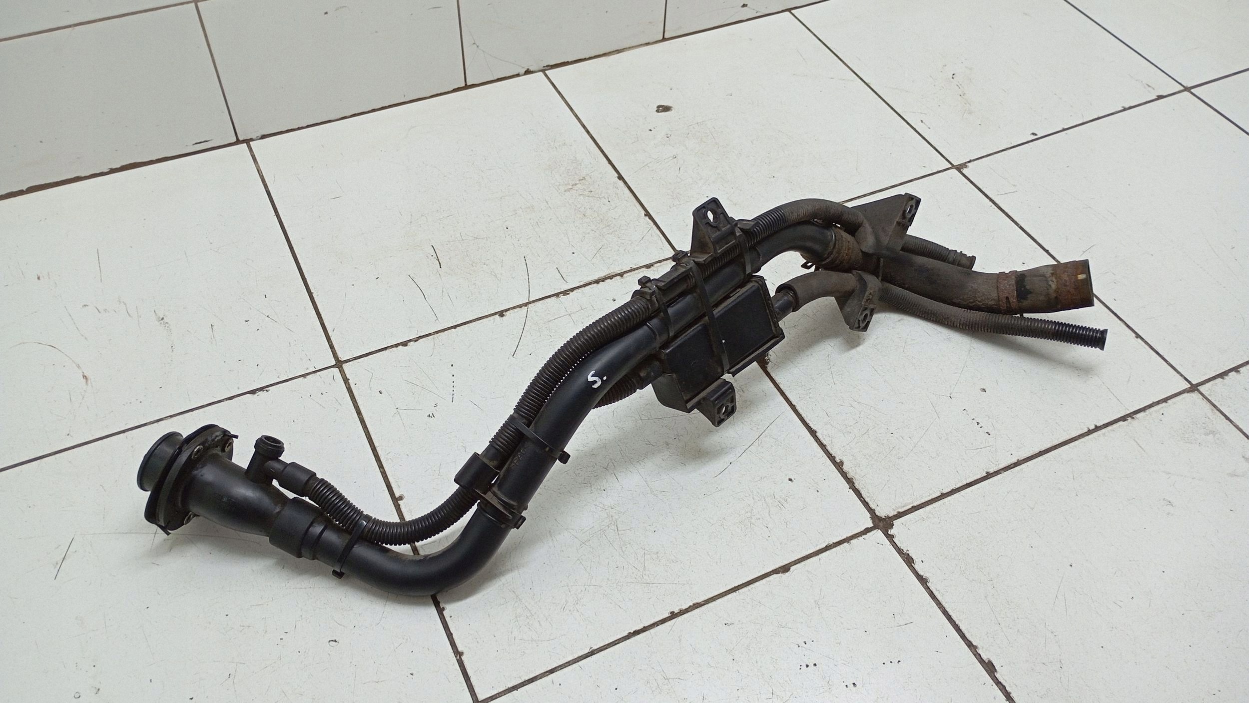 Chevrolet Captiva Tankdeckel FRC160701