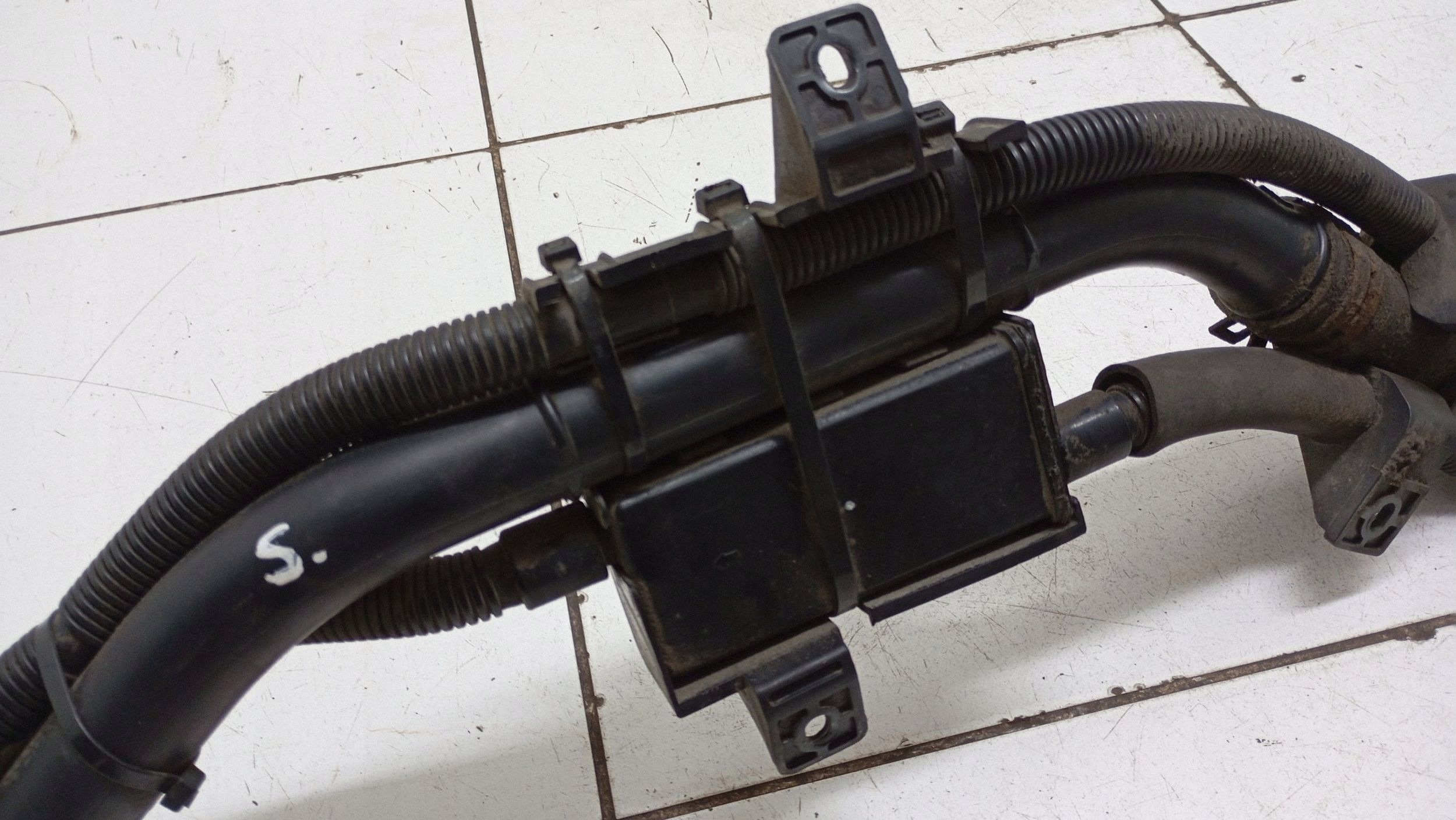 Chevrolet Captiva Tankdeckel FRC160701 image 8