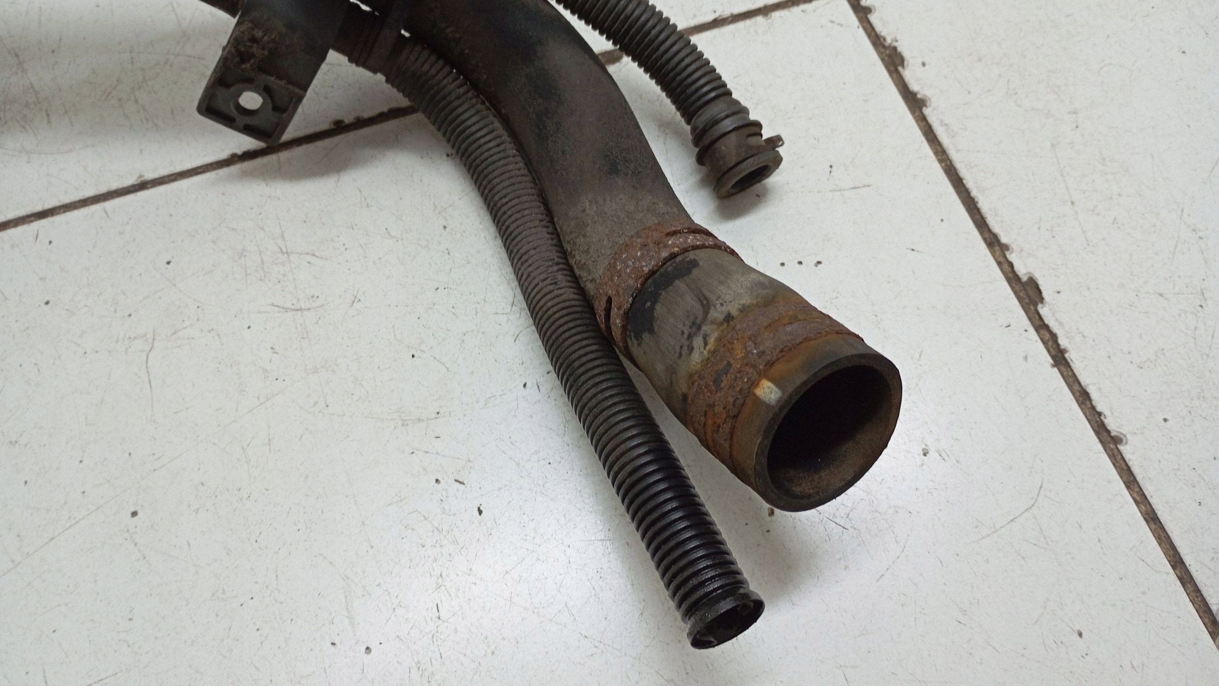 Chevrolet Captiva Tankdeckel FRC160701 image 10