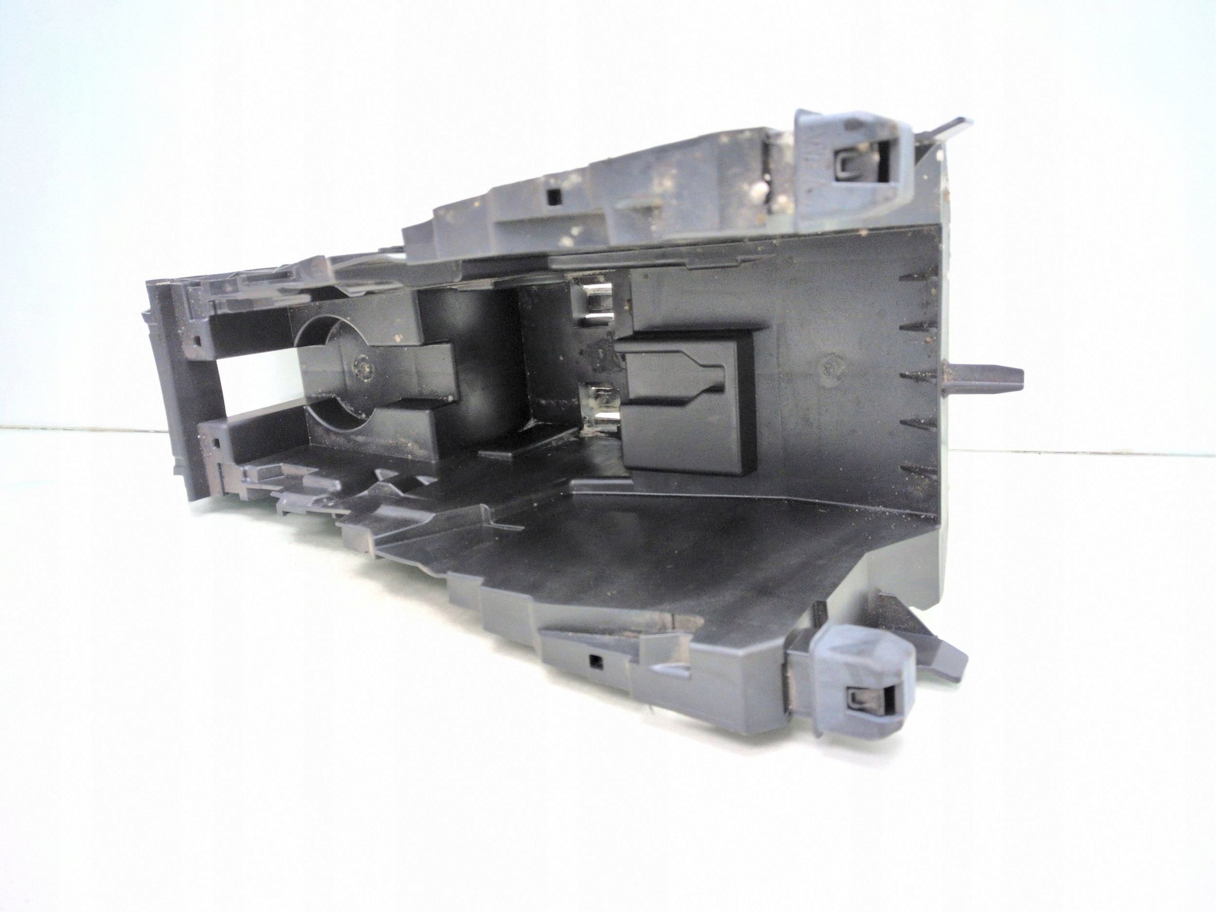Cupra Born Element keskikonsoli 10E863244A