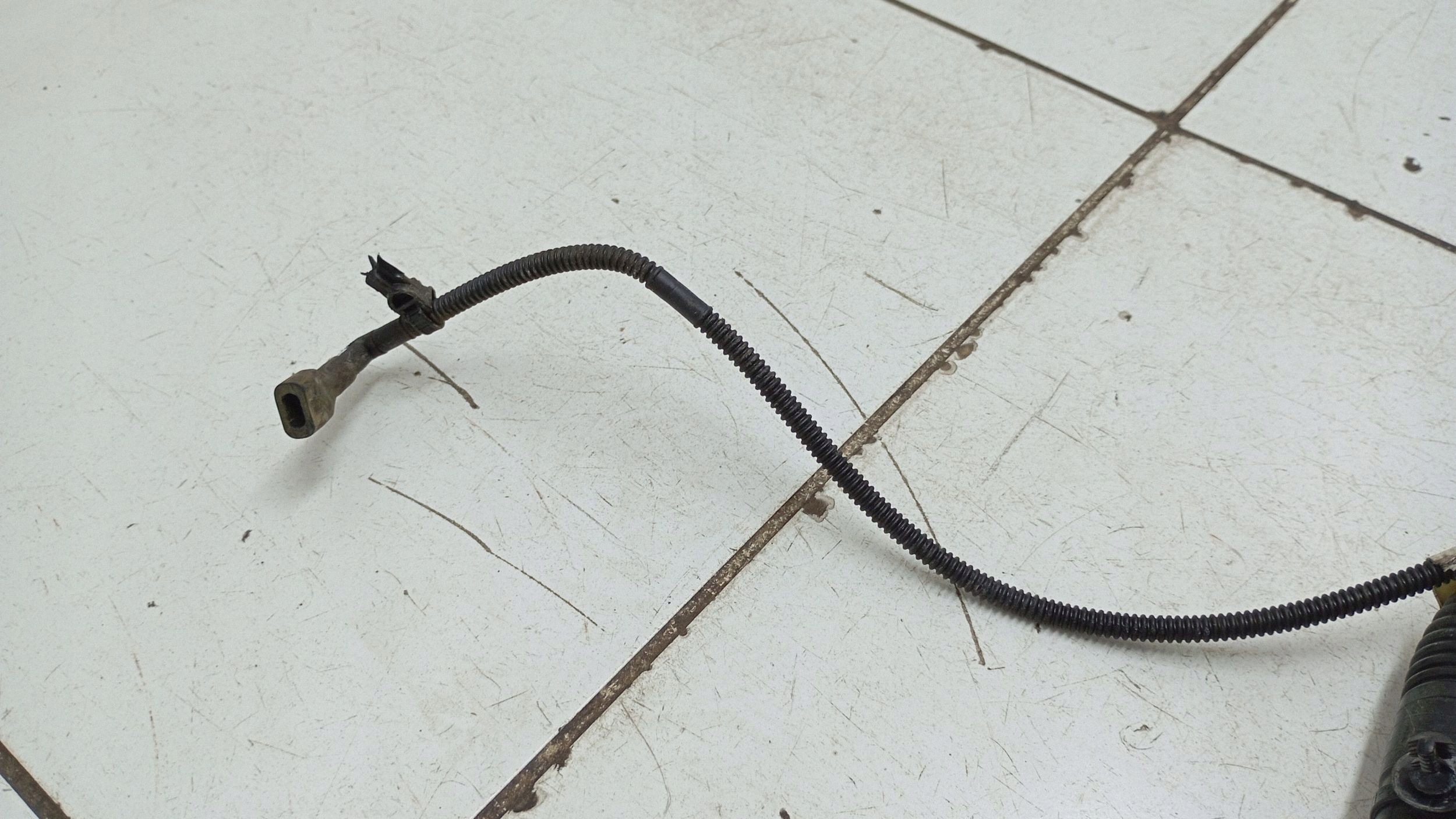 Tesla Model 3 2021 - Conduite de lave-glace 150133400C image 7