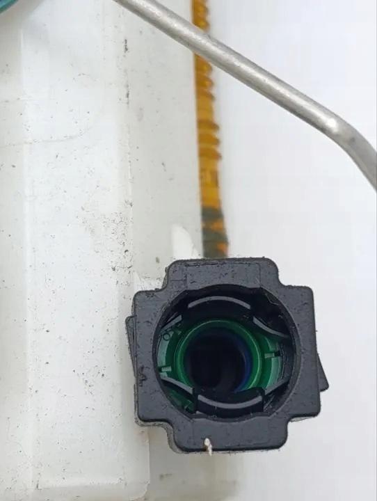 Pompe à carburant VW A2C10308500 essence 183kW 2018 image 6
