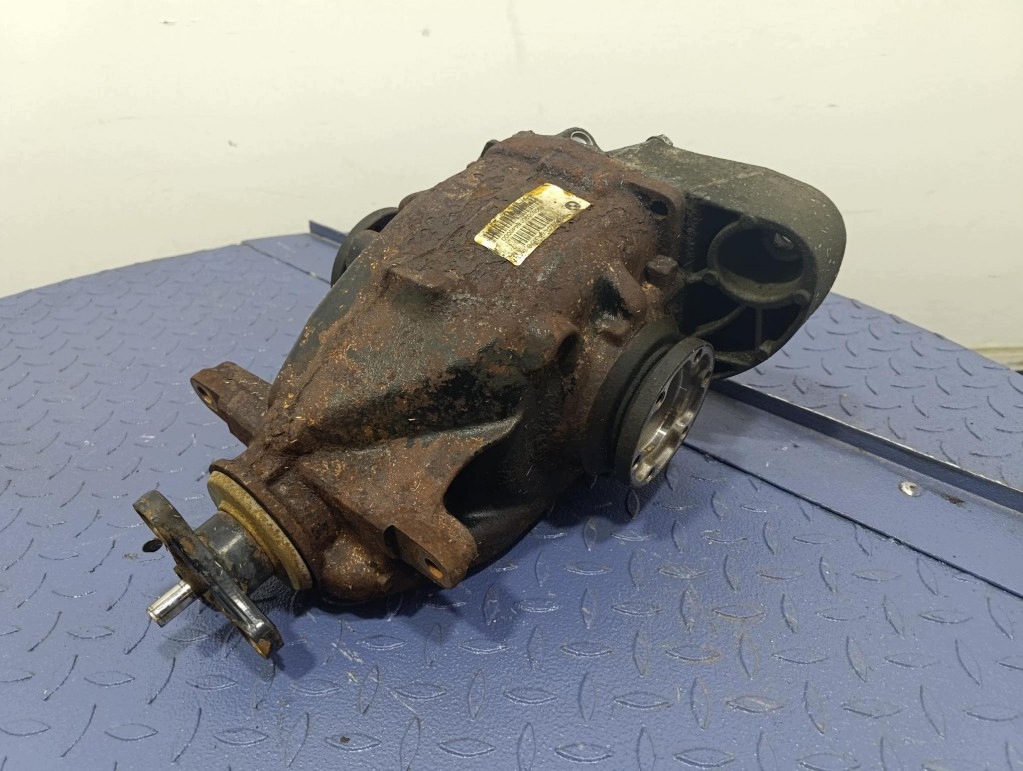 BMW 3 E90 E91 2.0D 163KM Differenziale Posteriore 3.15 OEM image 6