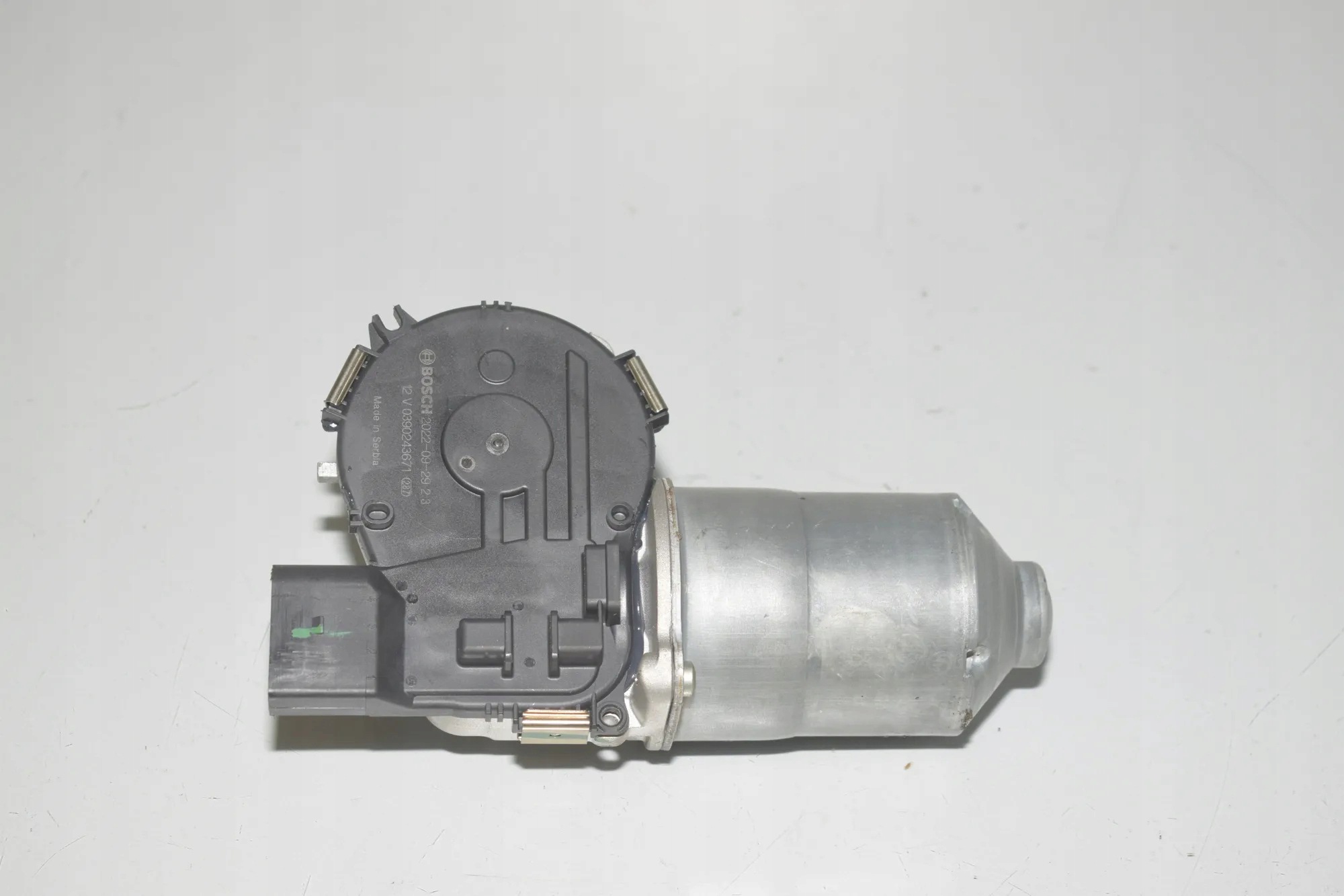 Gebruikte ruitenwissermotor voor BMW F40 9721863 image 2