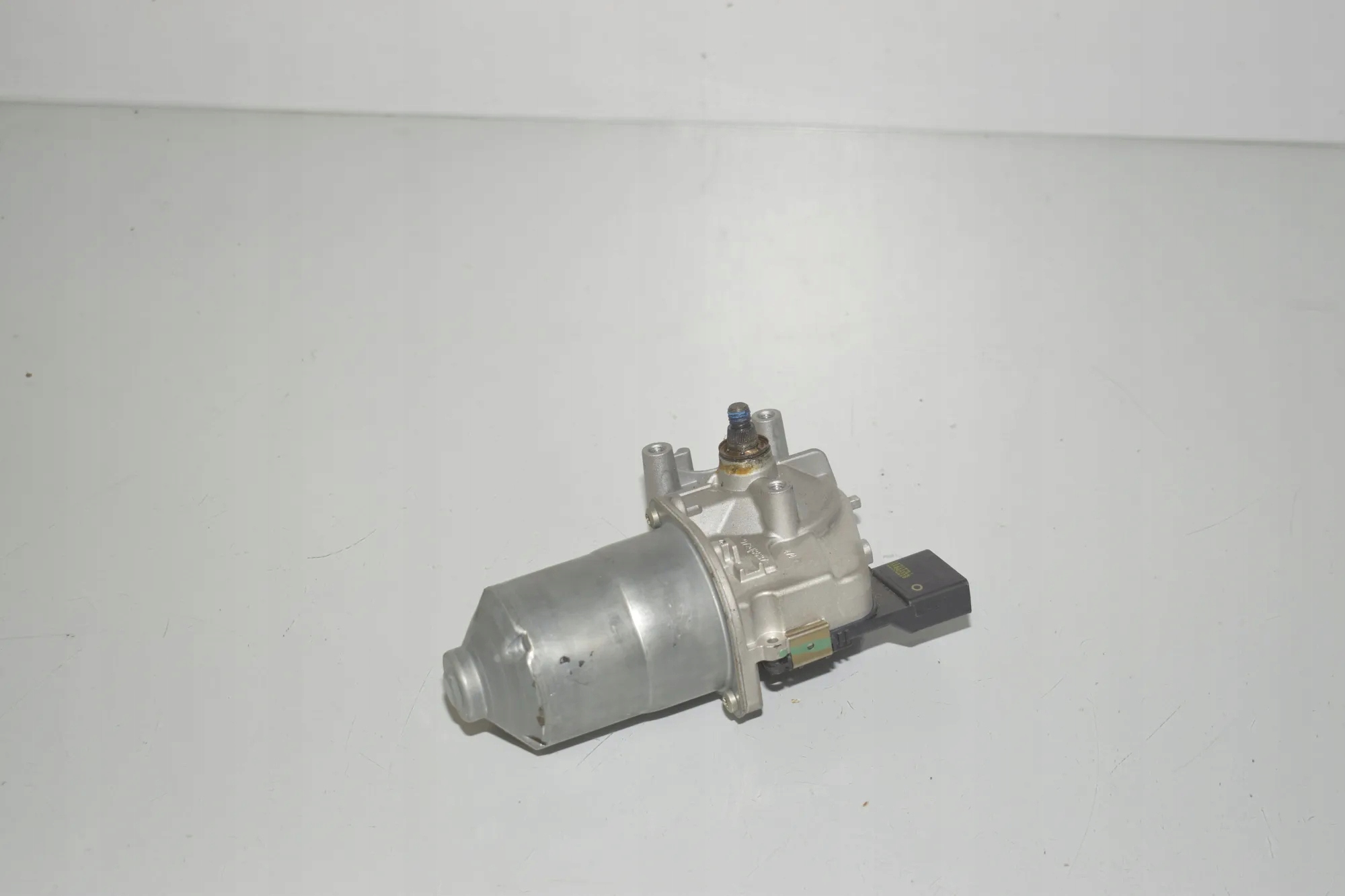 Gebruikte ruitenwissermotor voor BMW F40 9721863 image 4