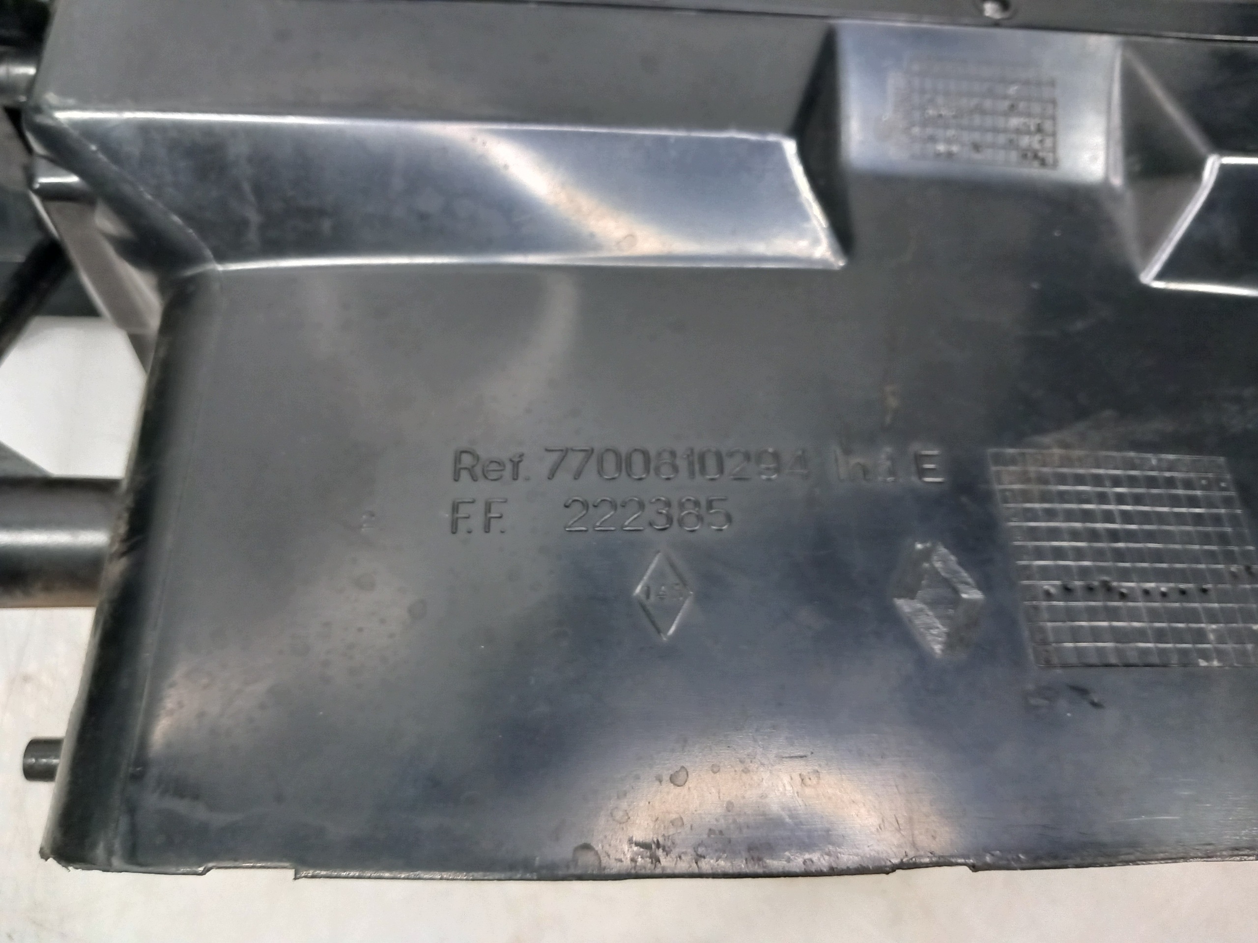 Ventilationsgaller Renault Safrane 7700810294 image 2