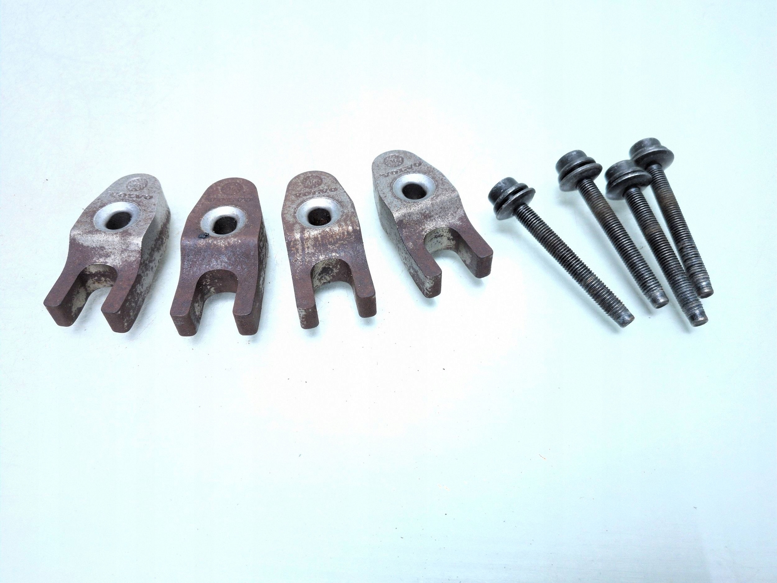 Volvo XC60 2017 Injector Mount FRC161979 image 2