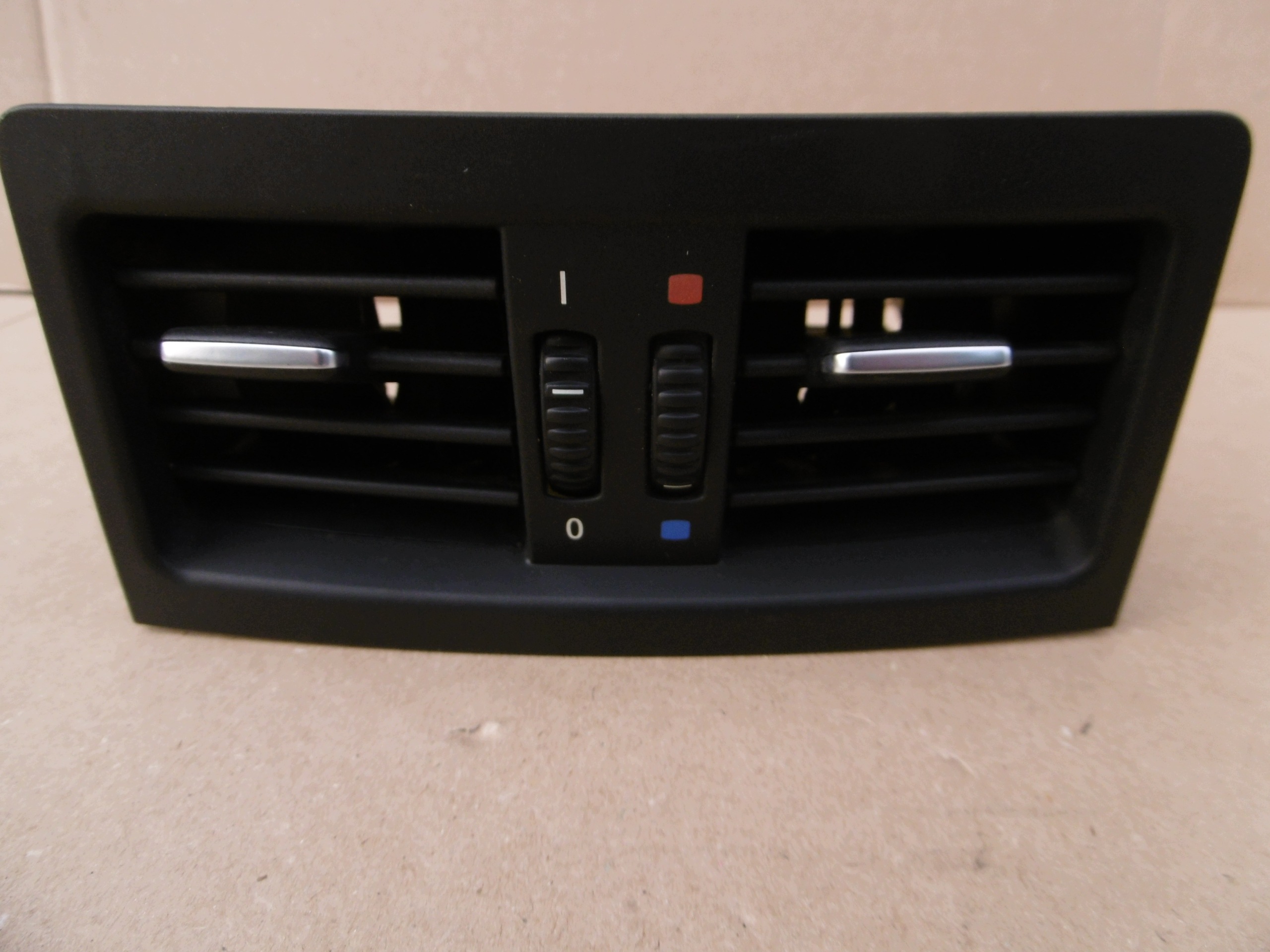 Grille d'aération arrière BMW E90 E91 7130707 image 6