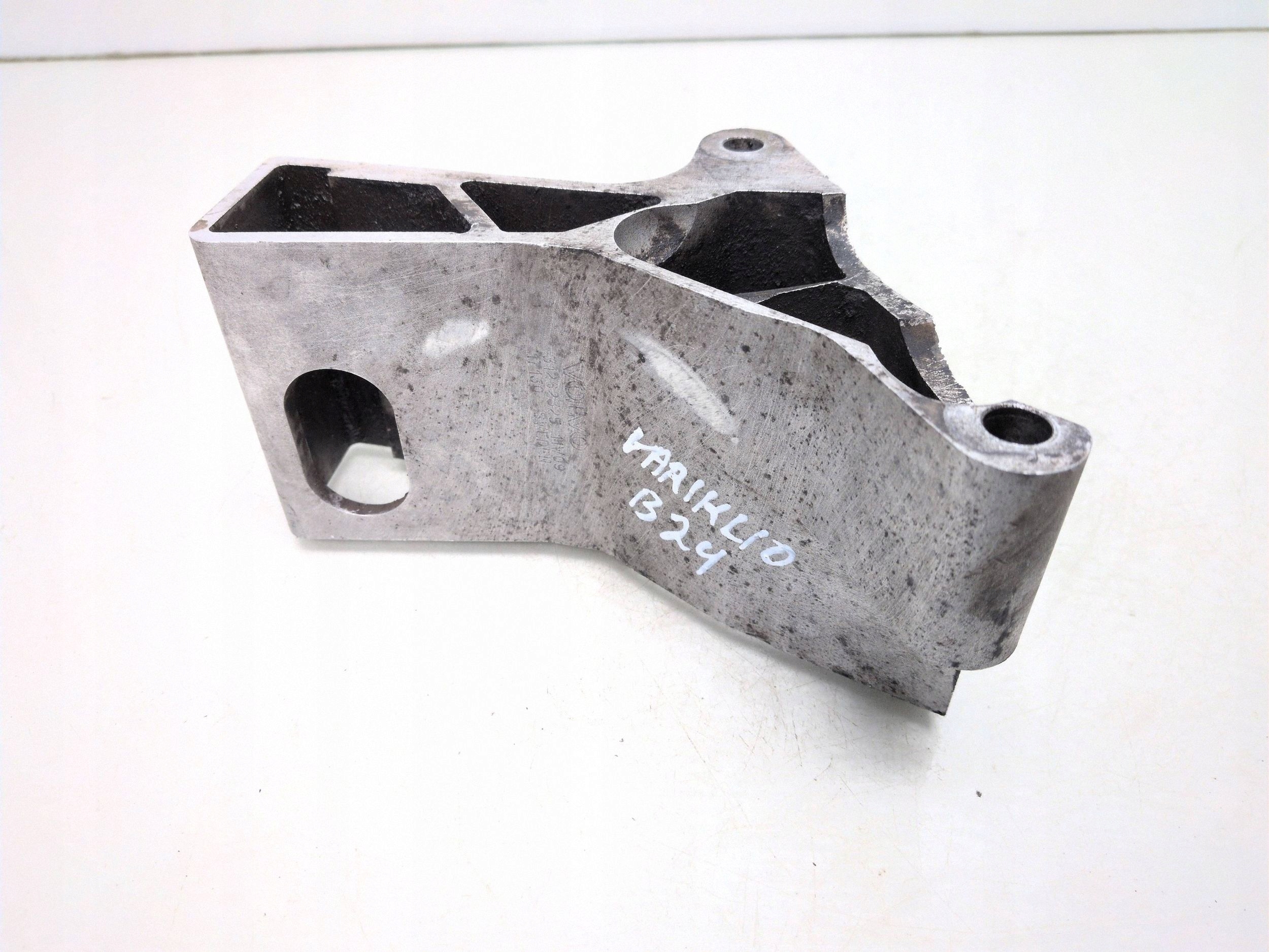 Support moteur Volvo XC90 2011 31262325 image 2