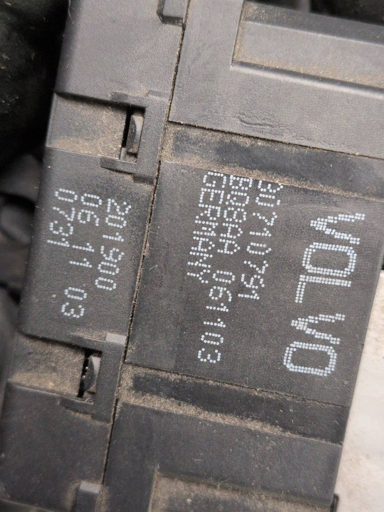 Volvo OE 30710791 Usado image 5