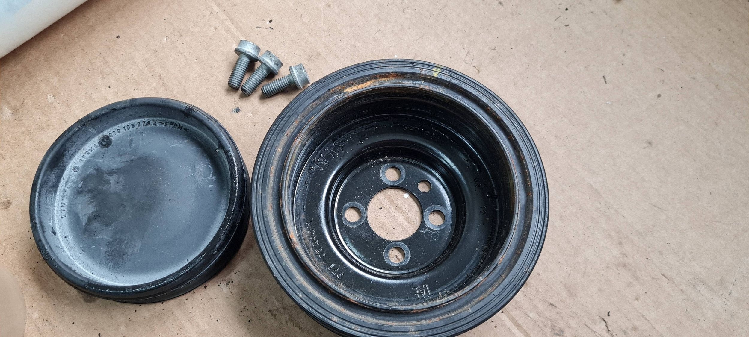 Audi Q5 8R Spannrolle 2.0 TDI 038105243M image 2