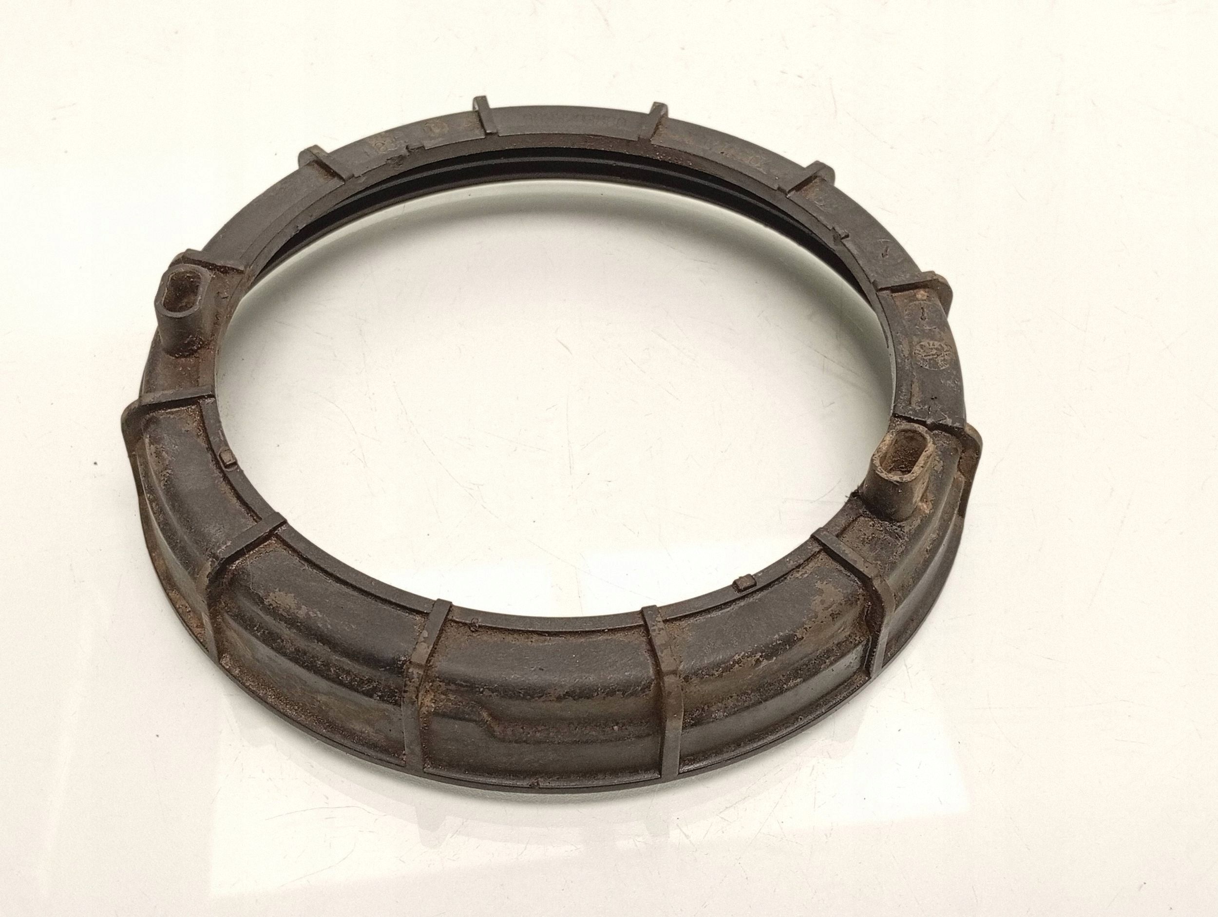 Écrou de pompe à carburant Peugeot 308 2016 image 2