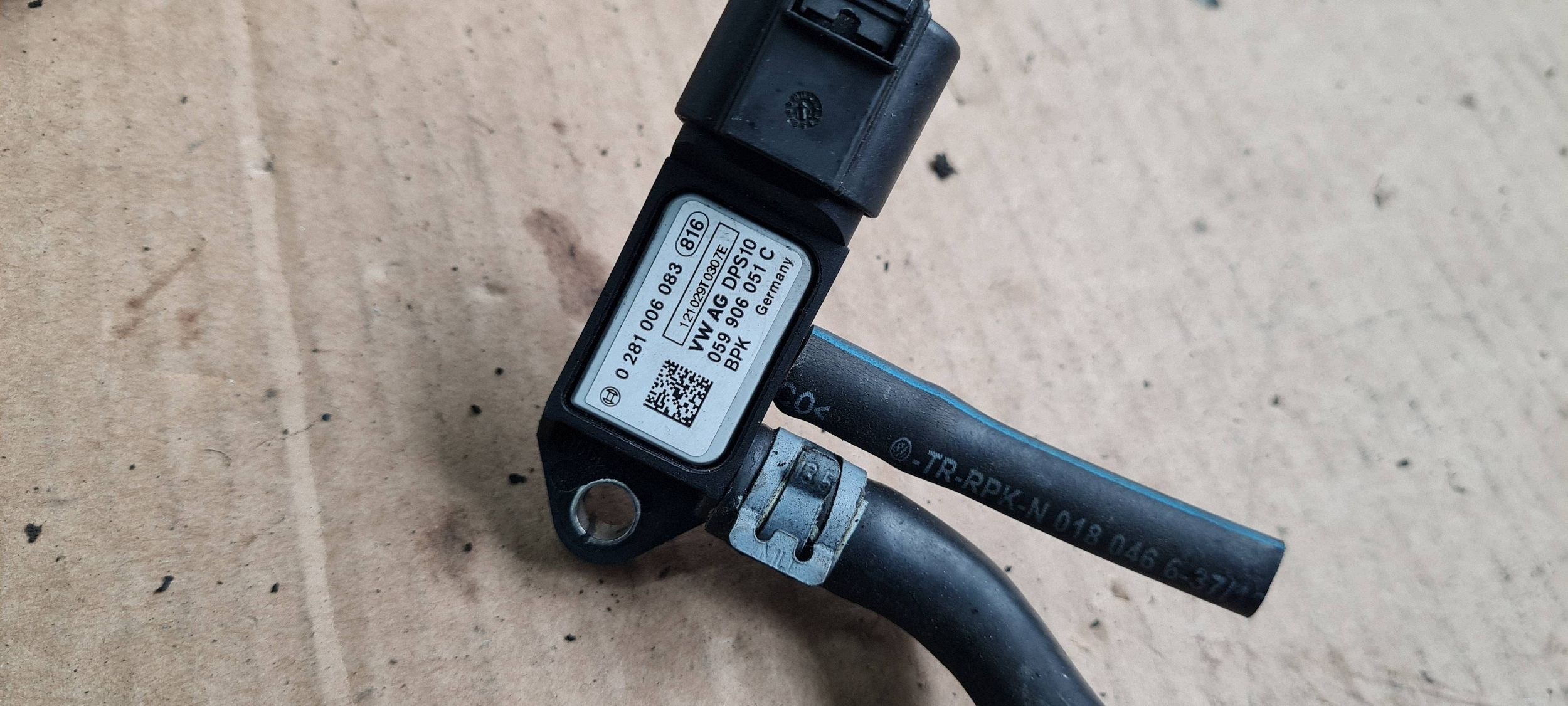 Q5 8R 2.0 TDI pakopaineanturi 059906051C