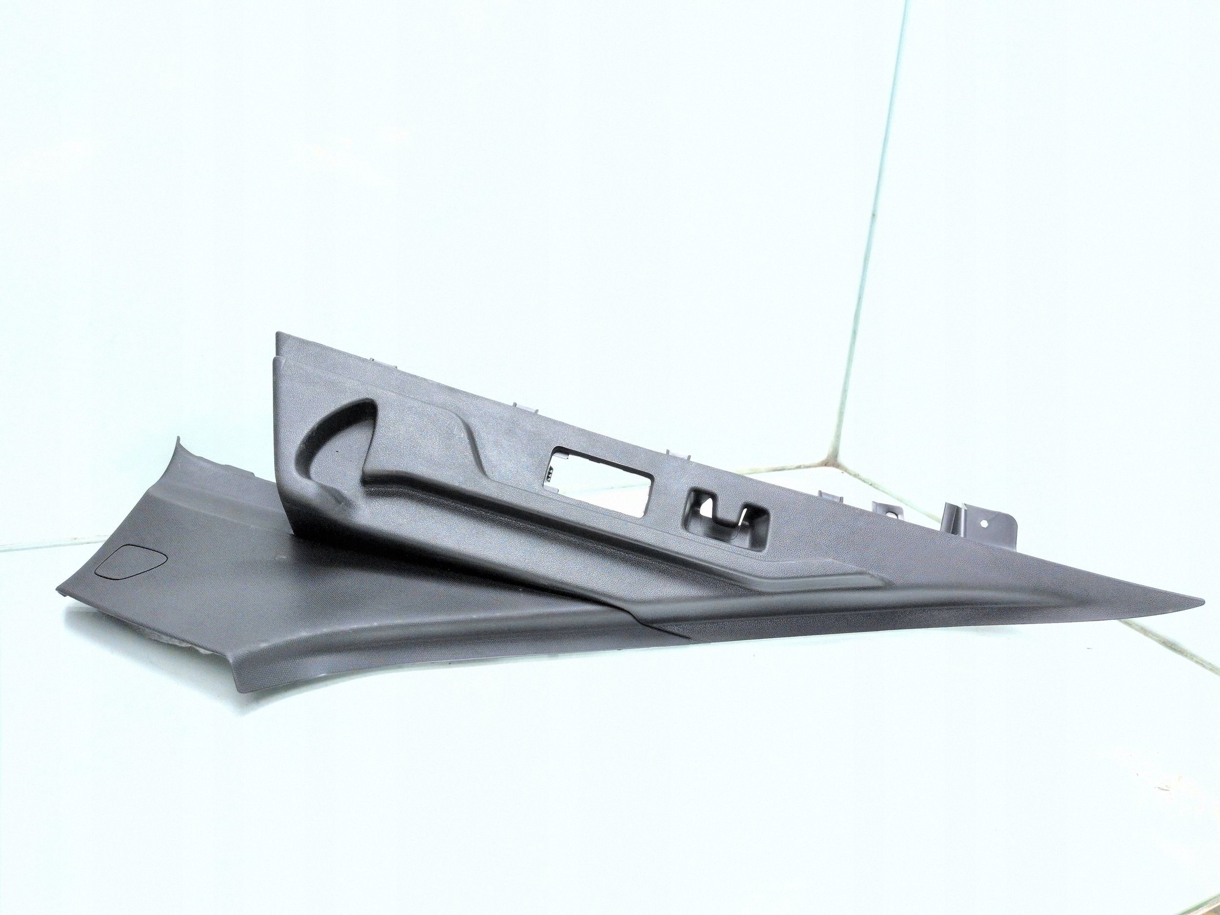 Opel Insignia B tavaratilan verhoiluelementti