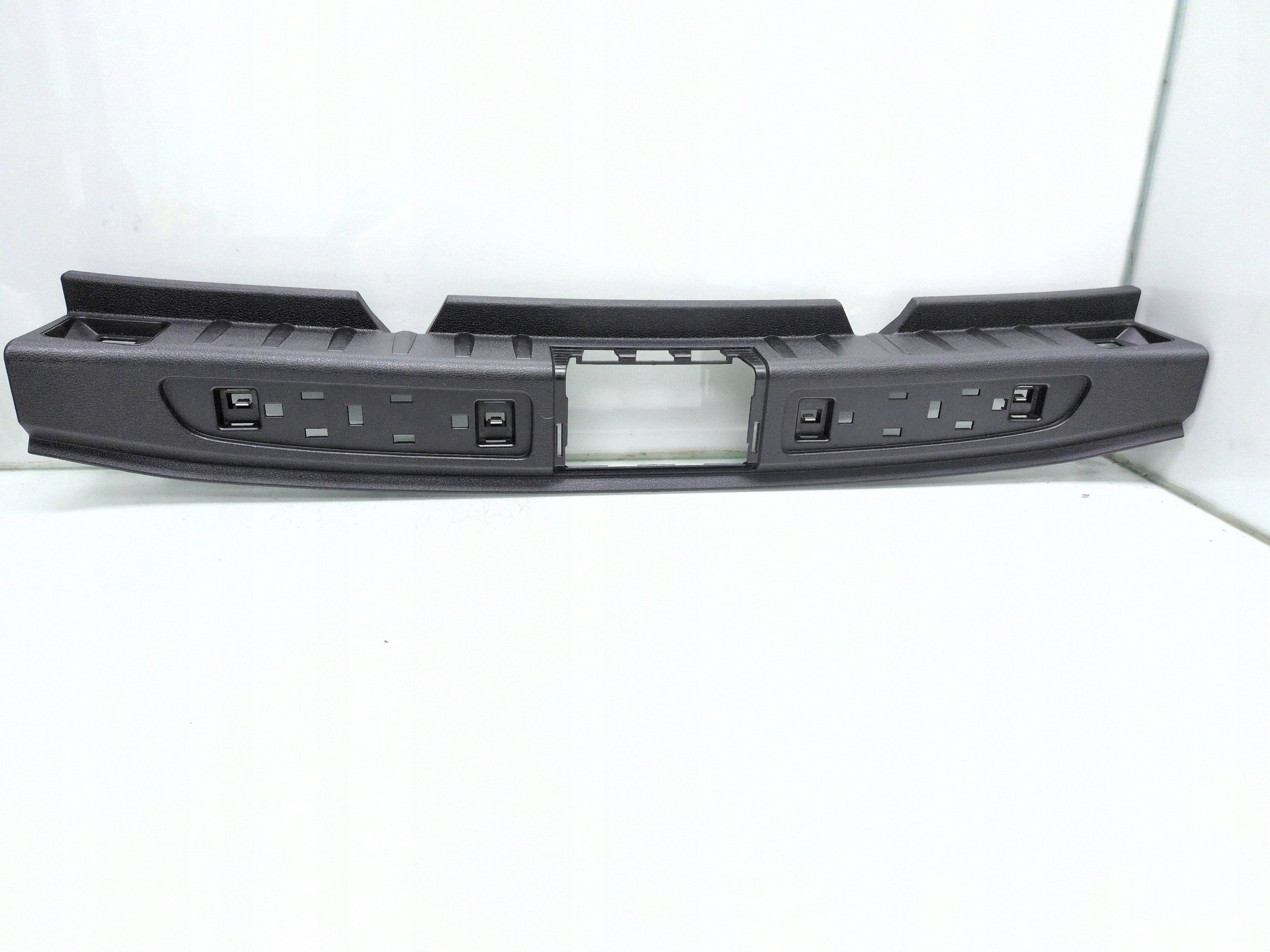 BMW X1 E84 Bagagerumslist 7380881 image 2