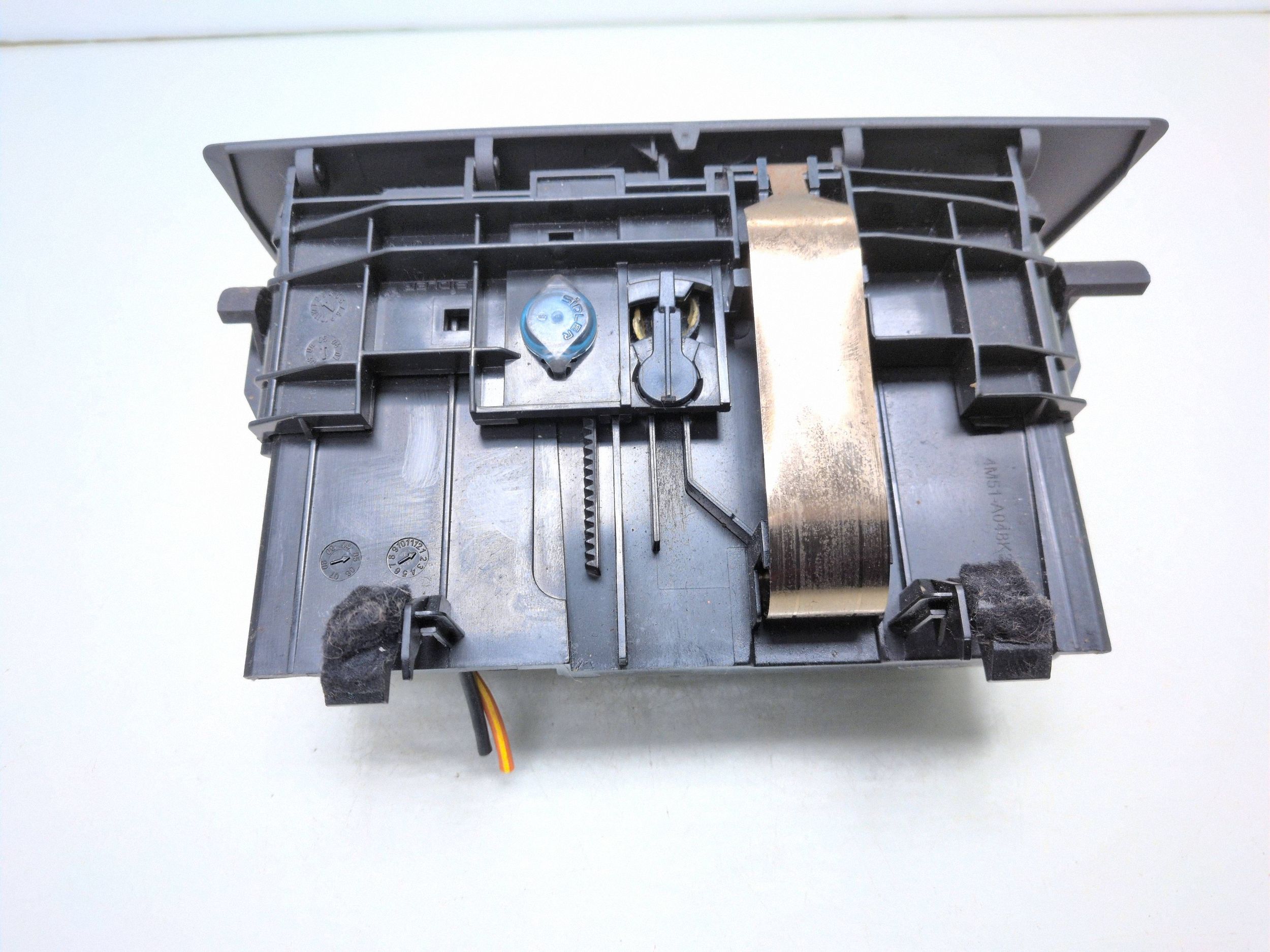 Portacenere Ford Focus 2006 4M51A048K37 image 7