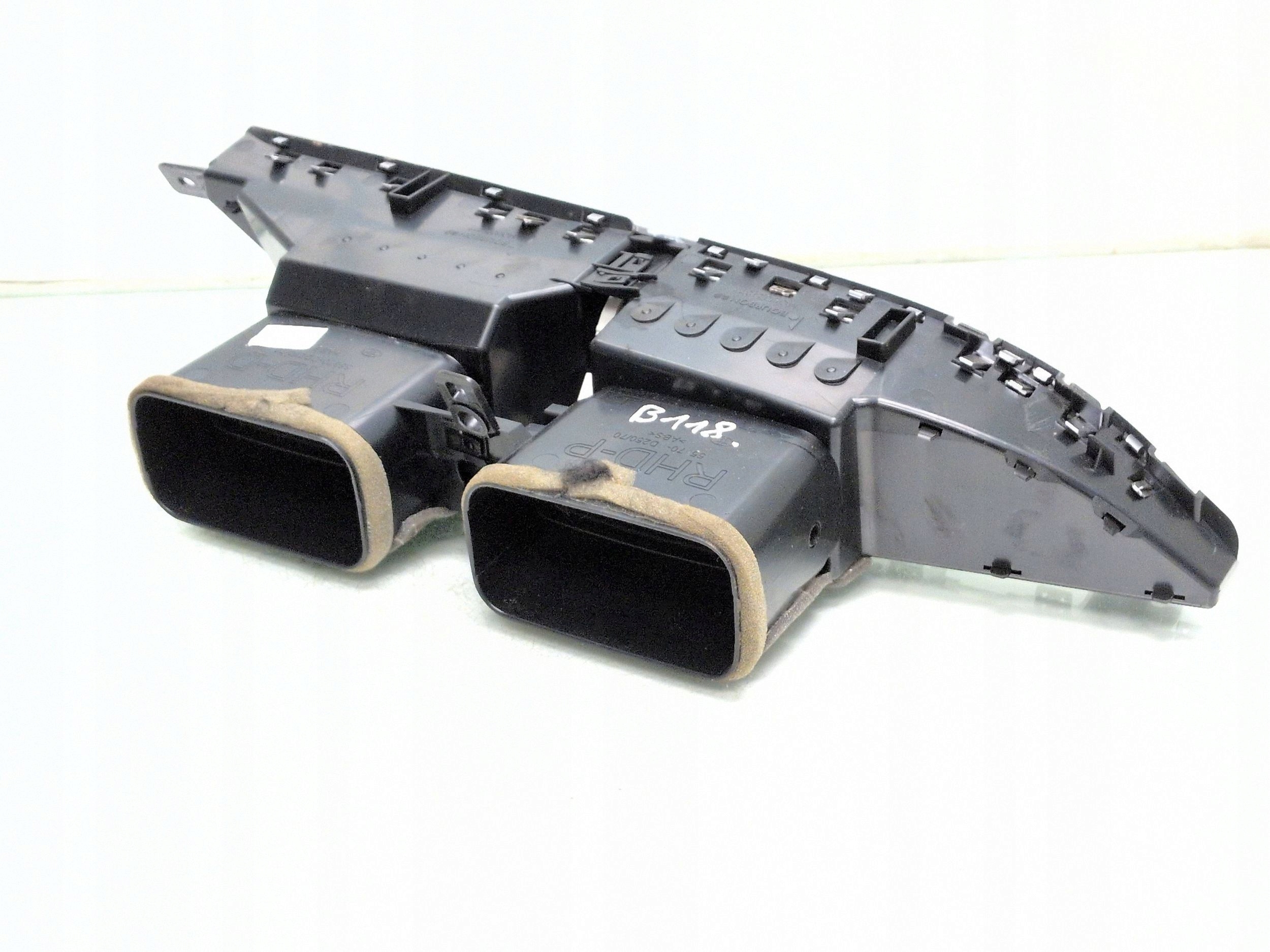 Rejilla de ventilación salpicadero Toyota Yaris 556700D250 image 5