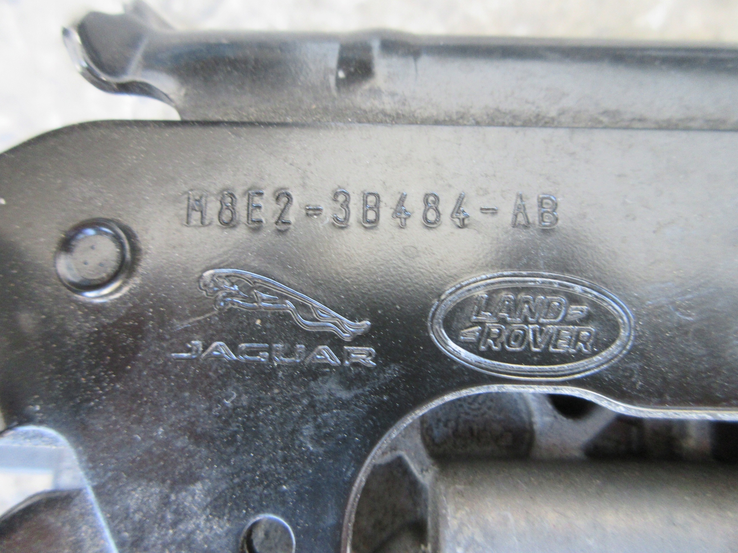 Luftfjädringskompressor Range Rover Sport M8E2-3B484-AB image 6