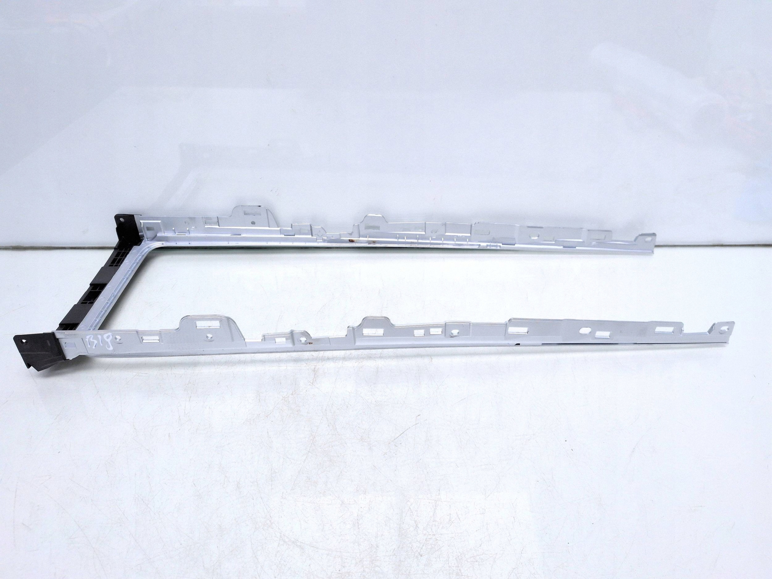 Tesla Model 3 2023 Éléments tunnel central image 5