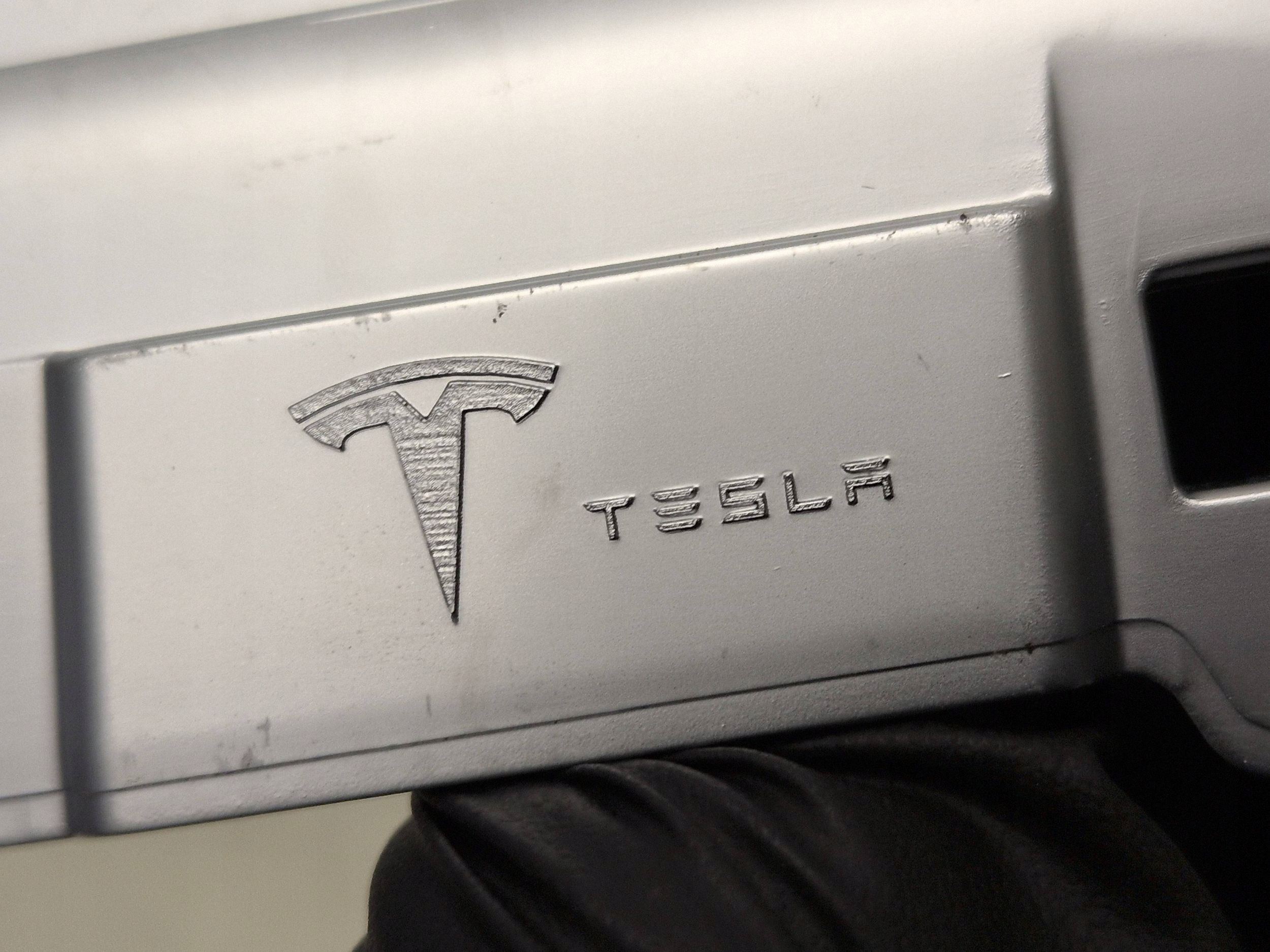 Tesla Model 3 2023 Éléments tunnel central image 8