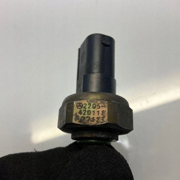 Mercedes-Benz A2205420118 Klimasensor Gebraucht image 3