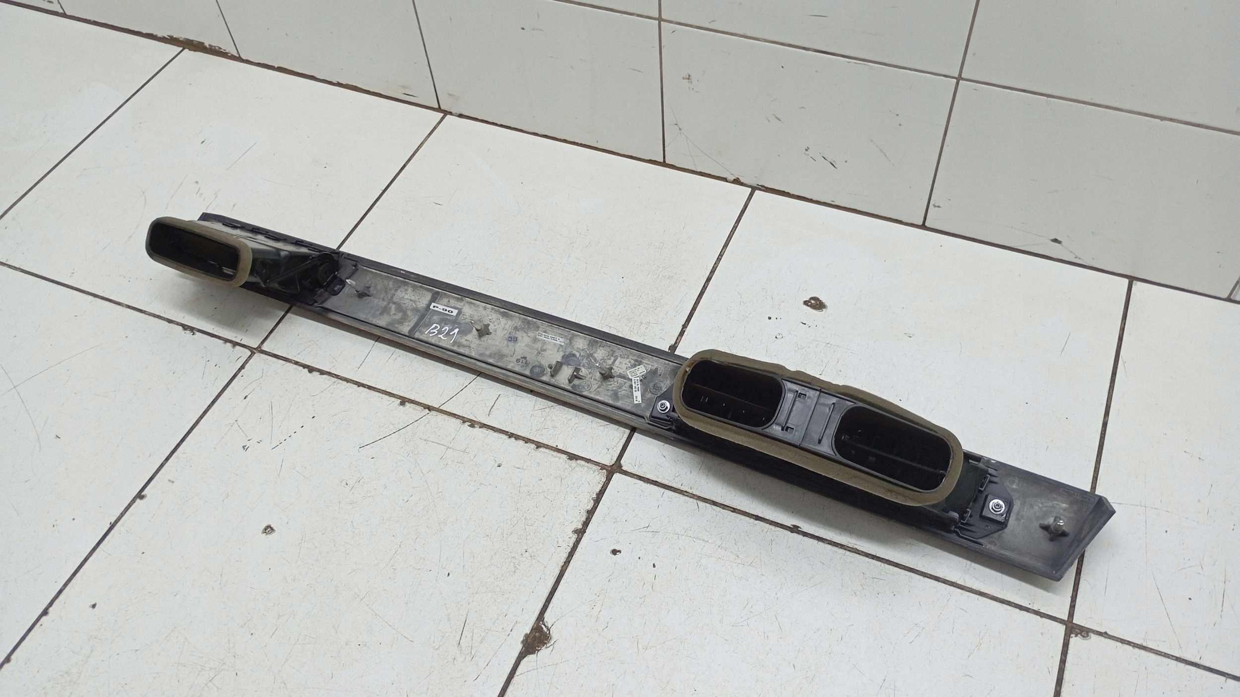 Grille d'aération BMW 5 E60/E61 1231018 image 8