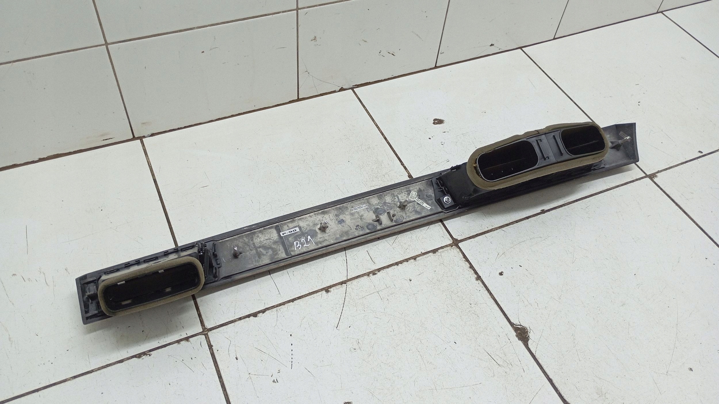 Grille d'aération BMW 5 E60/E61 1231018 image 9