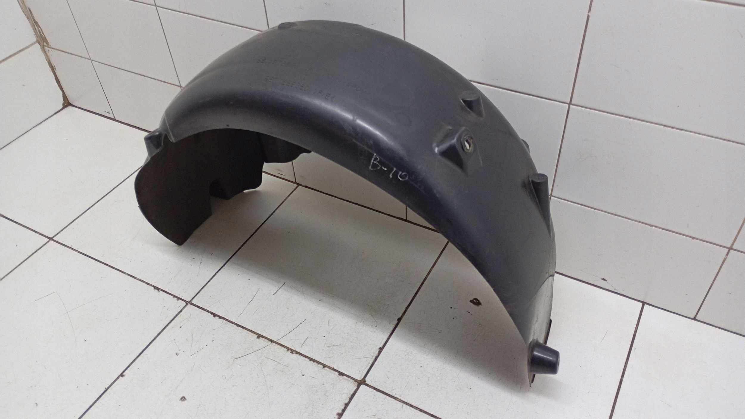 Peugeot 308 2015 Takapyöränkaari oikea 9811876580 image 2
