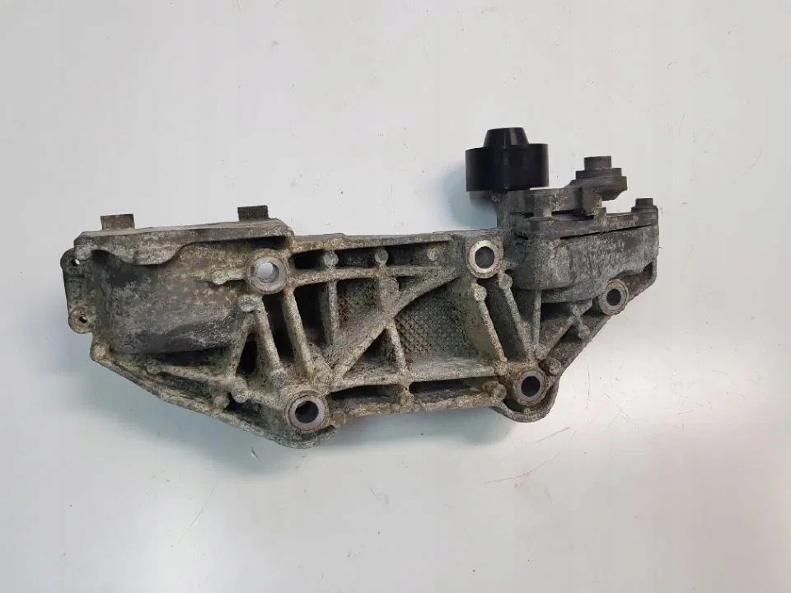 Spannrolle Halterung Lichtmaschine Renault Trafic II Opel Vivaro 2.0D image 5