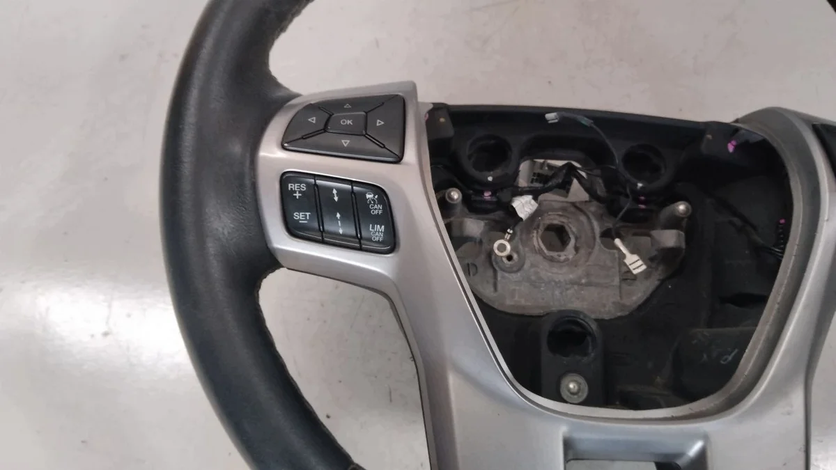 Volant multifonction Ford Ranger V EB3B-3600 image 3